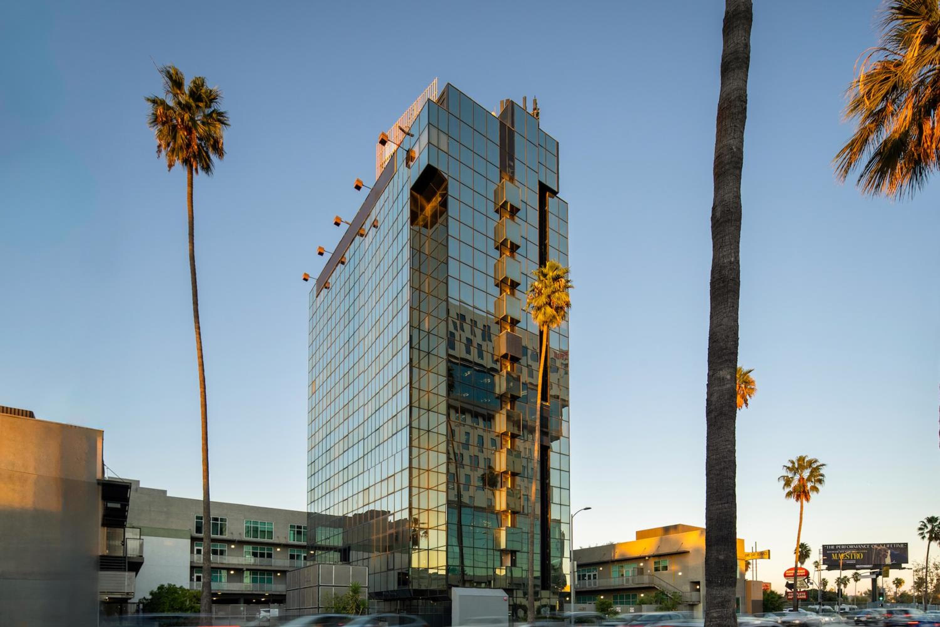 Kasa Sunset Los Angeles — 1