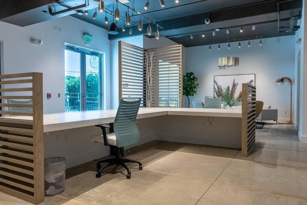 Strandseitiges Bliss 1BR Oasis + Pool in Ft. Lauderdale — 24