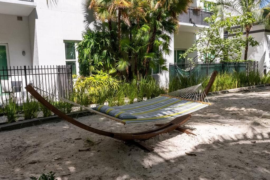 Strandseitiges Bliss 1BR Oasis + Pool in Ft. Lauderdale — 22