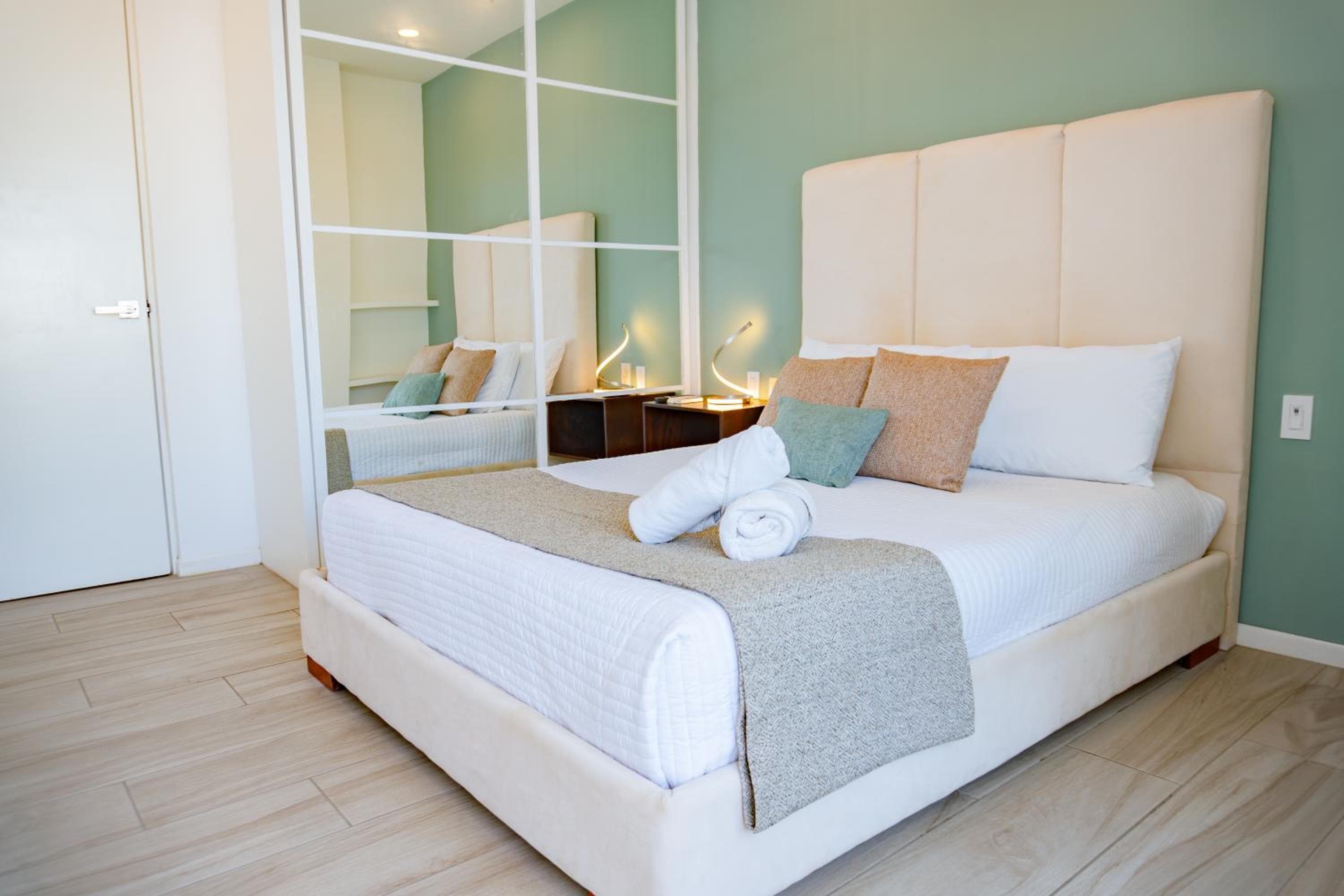 Mare Playa del Carmen — 28