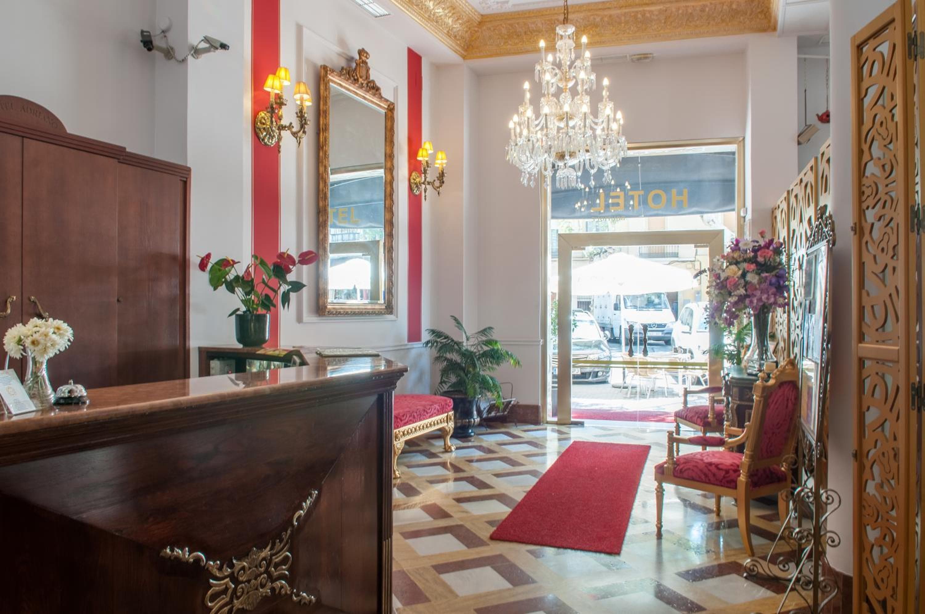 Adriano Boutique Sevilla — 3