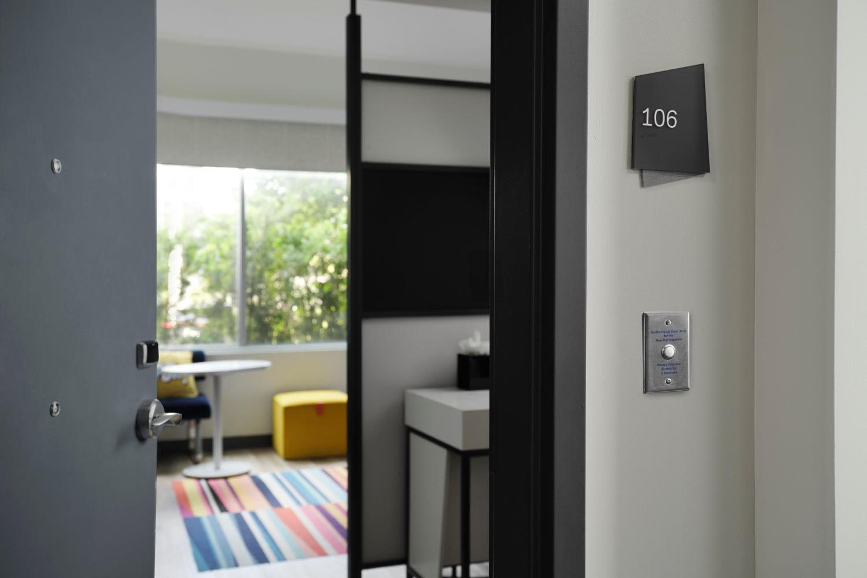 Aloft Orlando Lake Buena Vista — 17