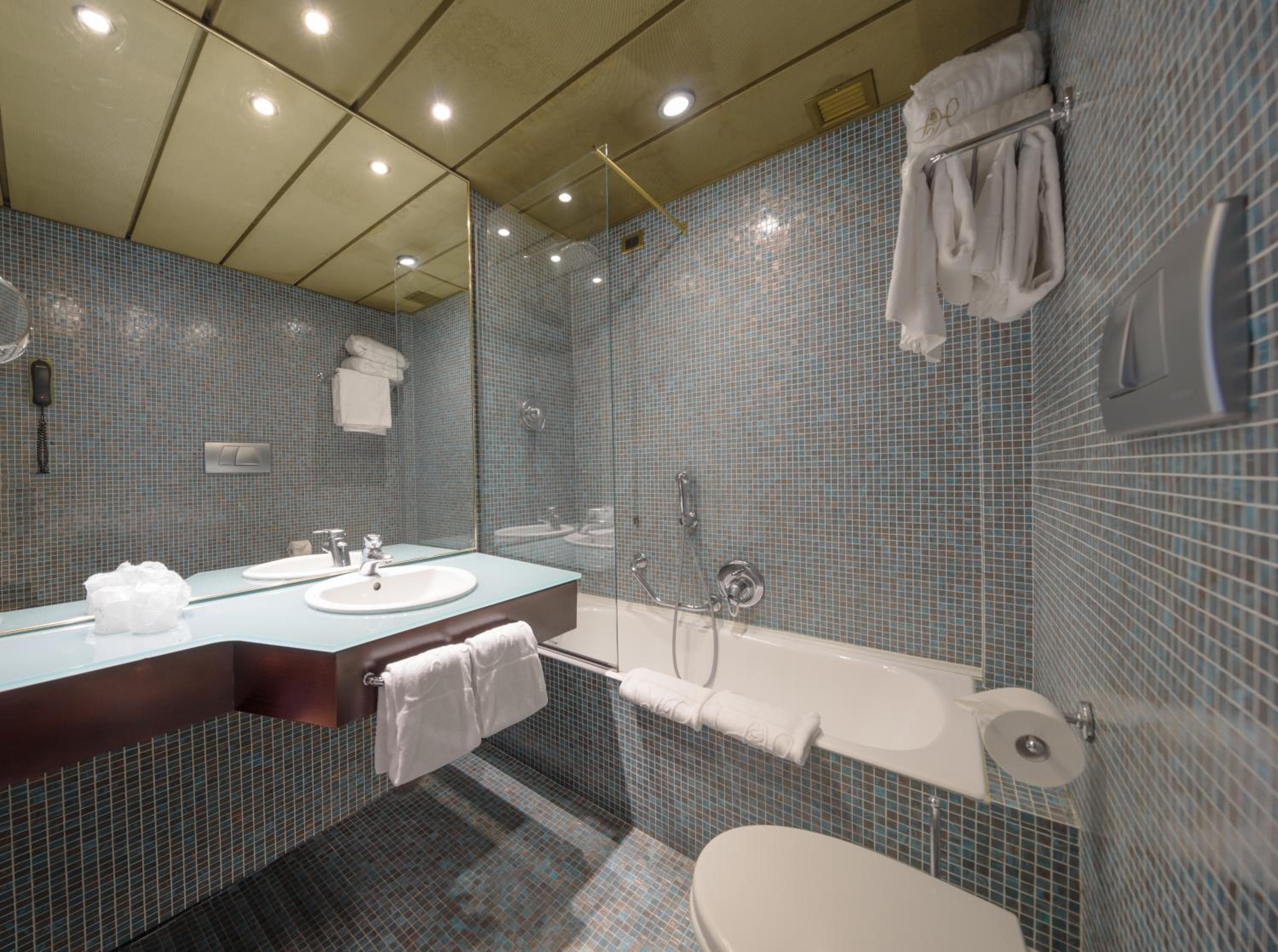 Hotel Pierre Milano — 4