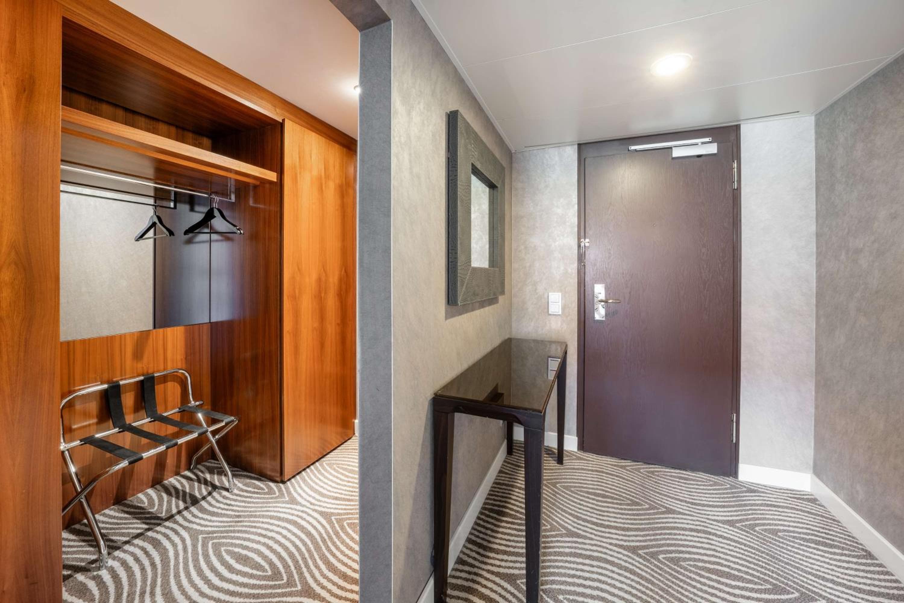 Hilton Berlin hotel, Anton-Wilhelm-Amo-Str. 30, Berlin, Germany — photo 83