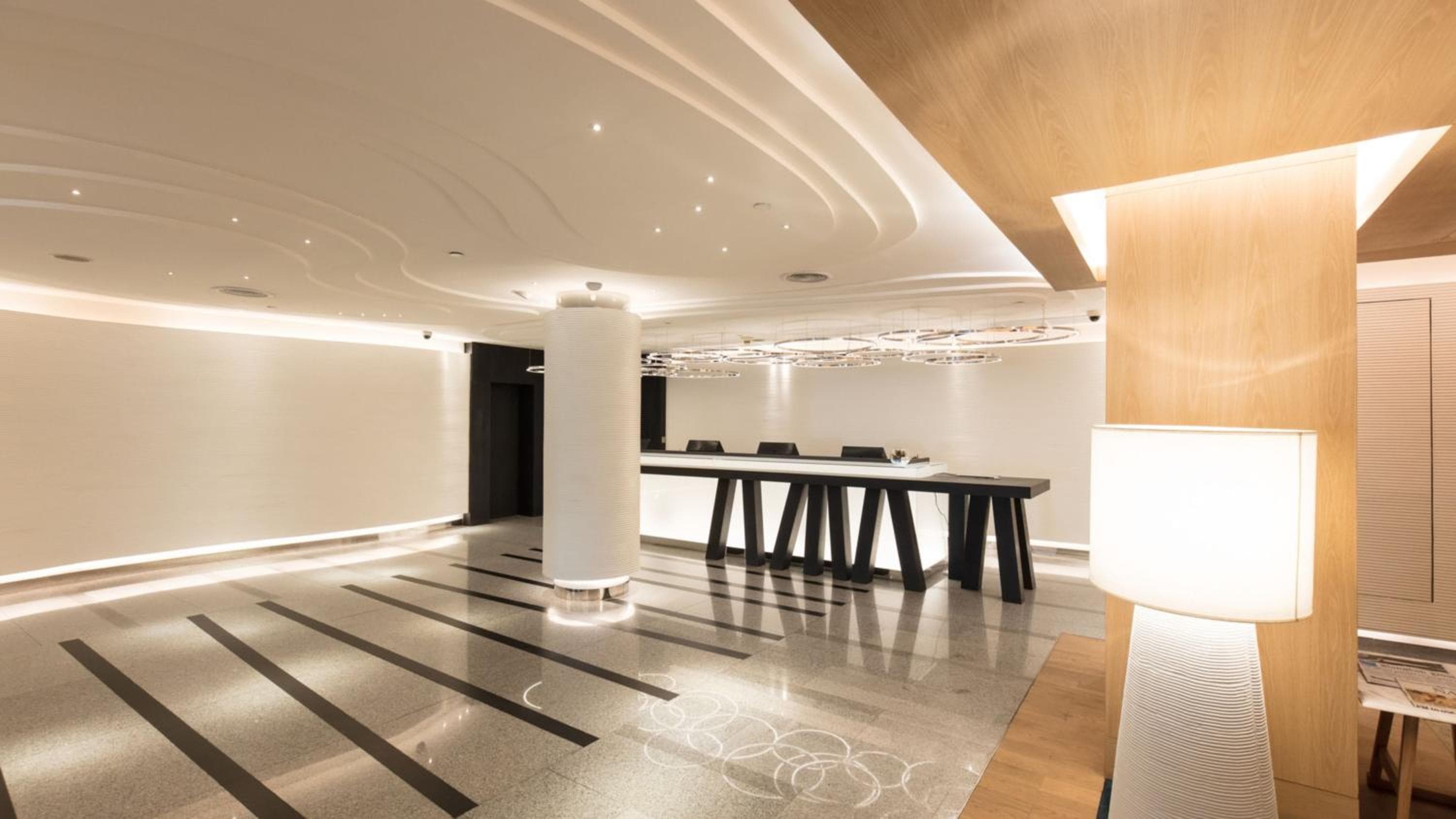 Holiday Inn Bangkok by IHG — 23