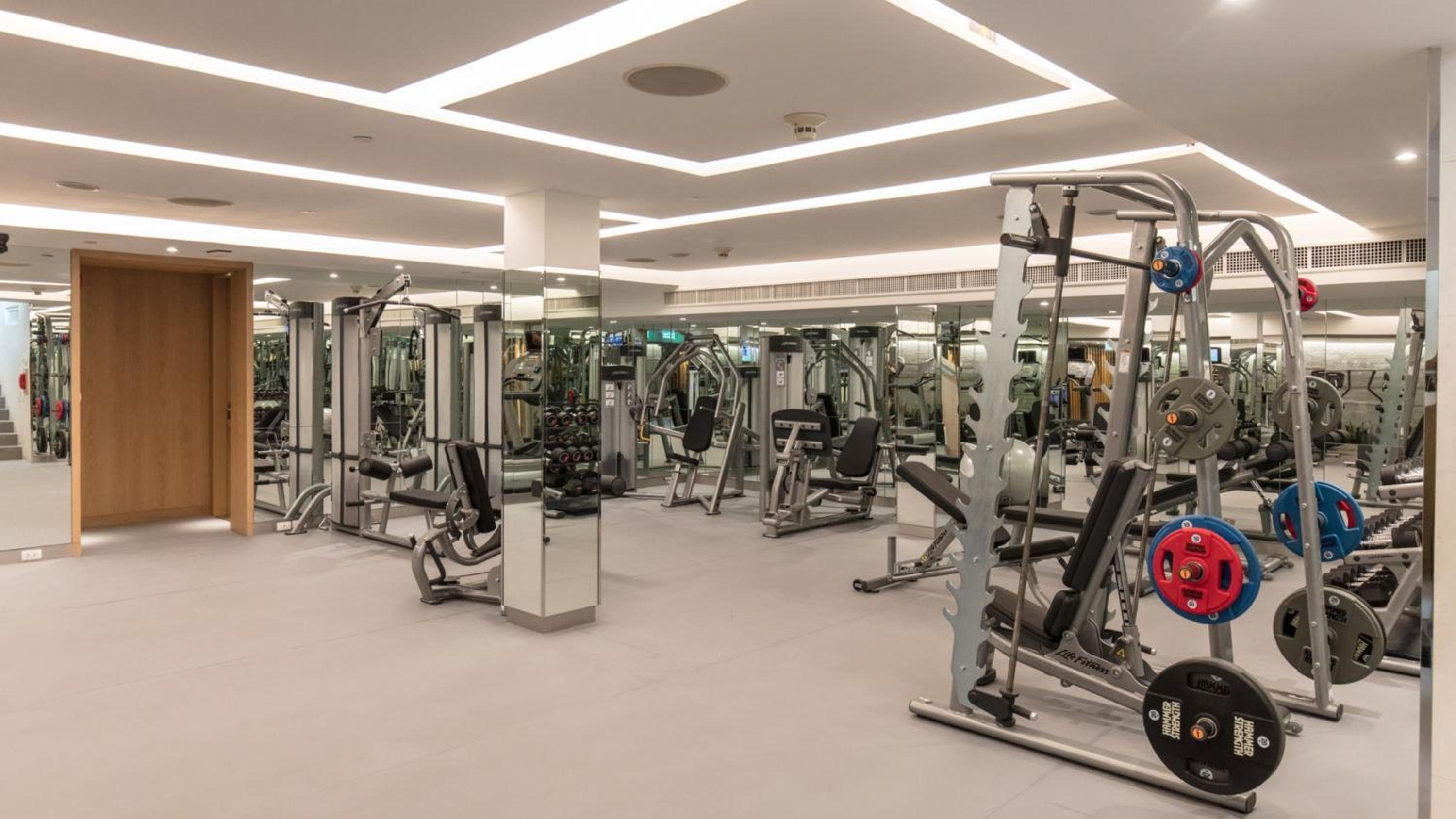 Holiday Inn Bangkok by IHG — 13