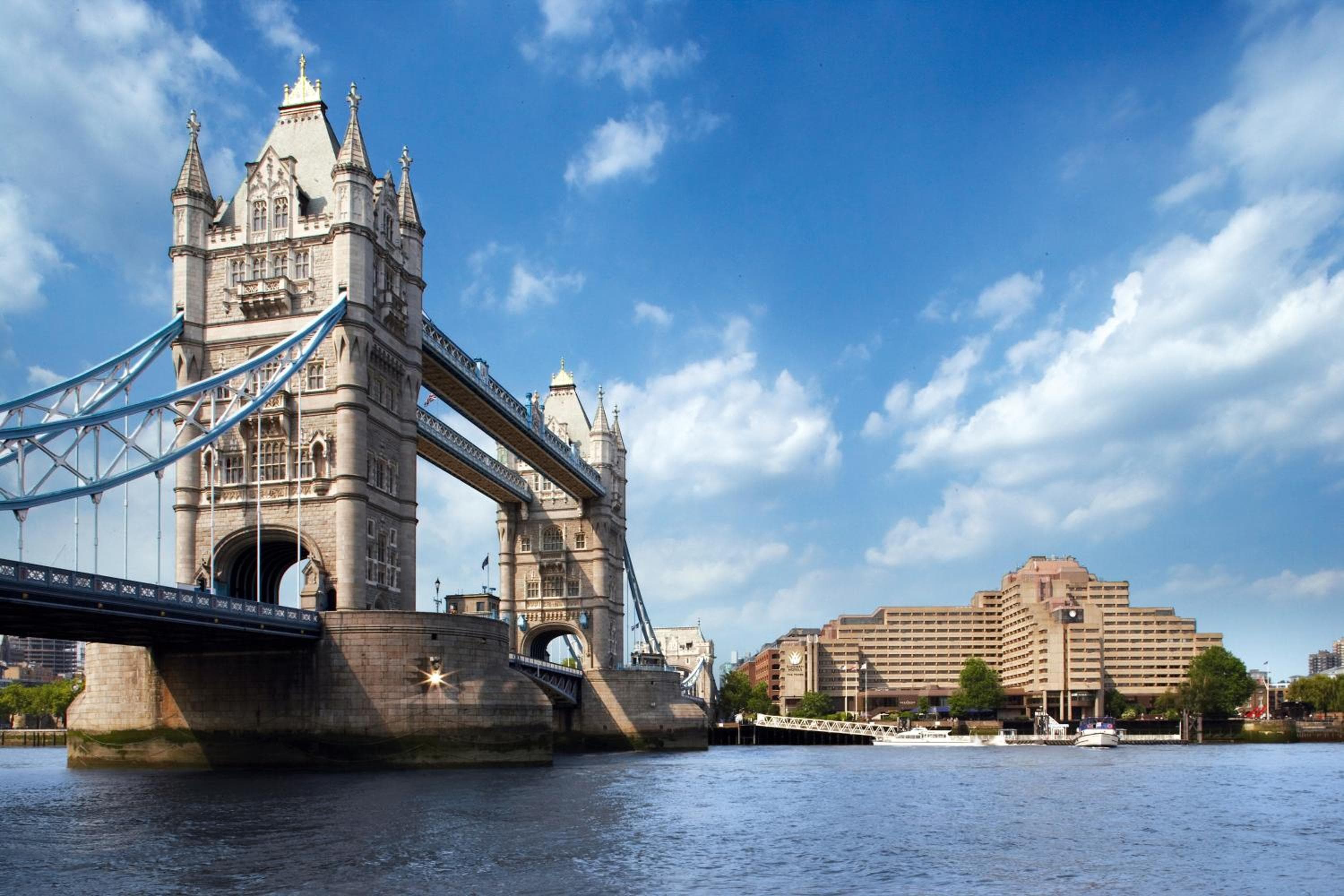 Il Tower Hotel, Londra — 1