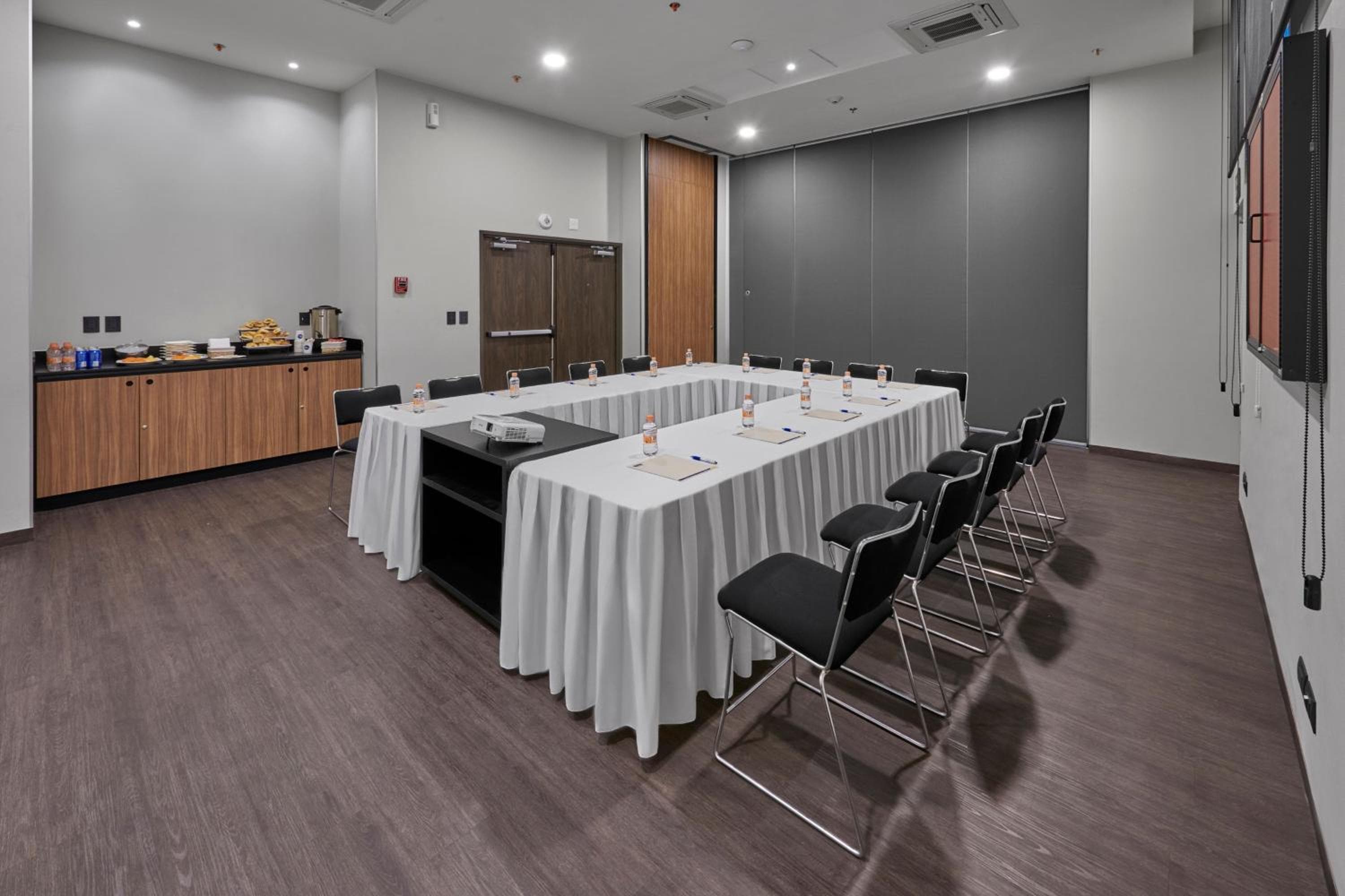 City Express by Marriott Ciudad de México La Villa — 12