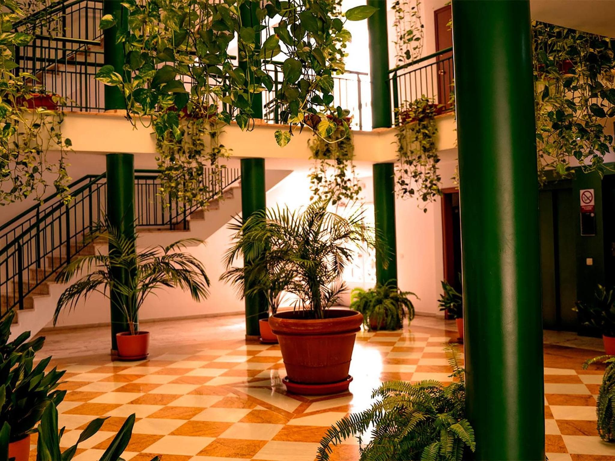 Apartamentos Vértice Bib Rambla — 4