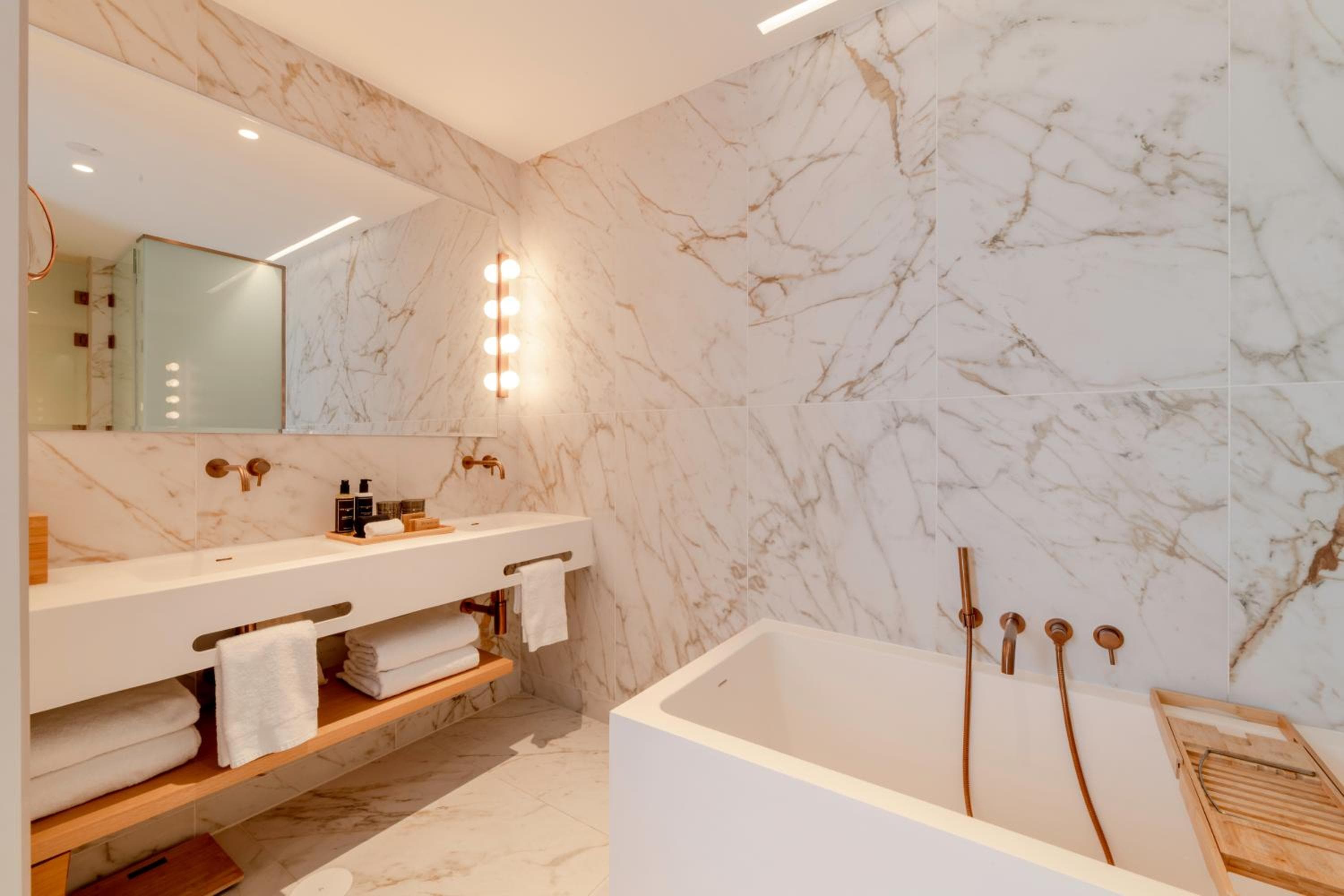 UMusic Hotel Madrid hotel, Calle de la Paz 11, Madrid, Spain — photo 43