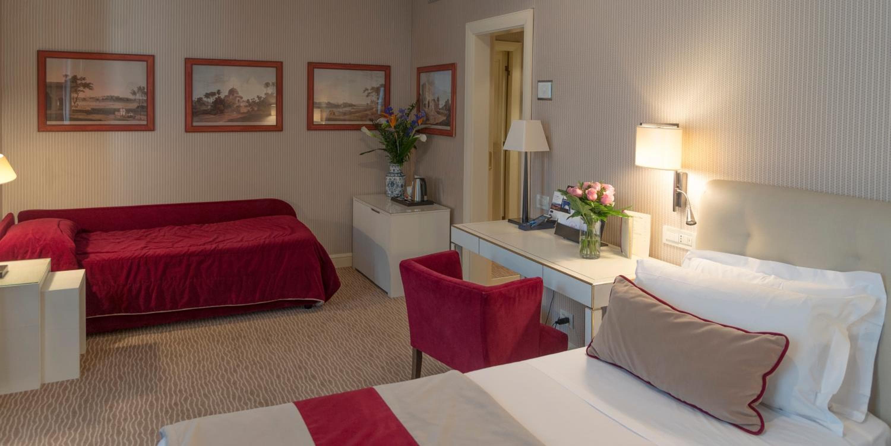 Hotel dei Borgognoni — 2