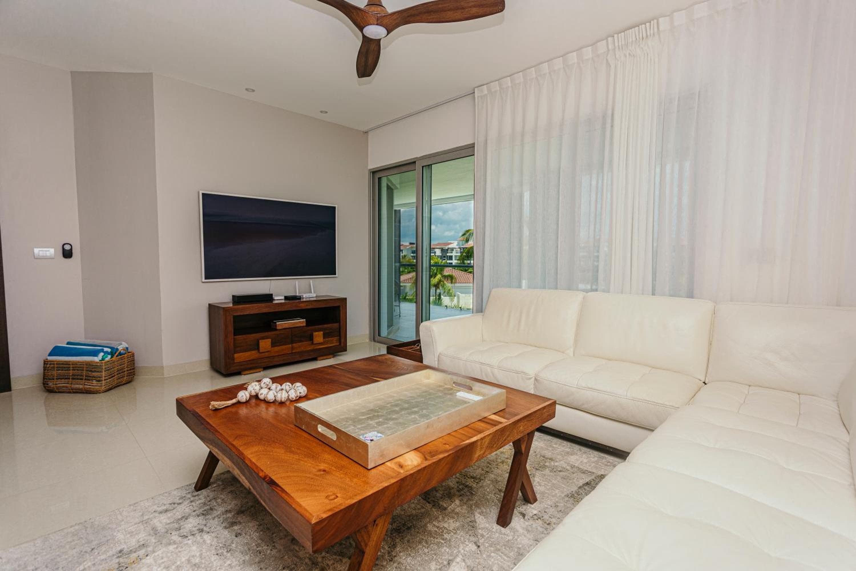 Mareazul Beach Front Condos At playa del Carmen — 4