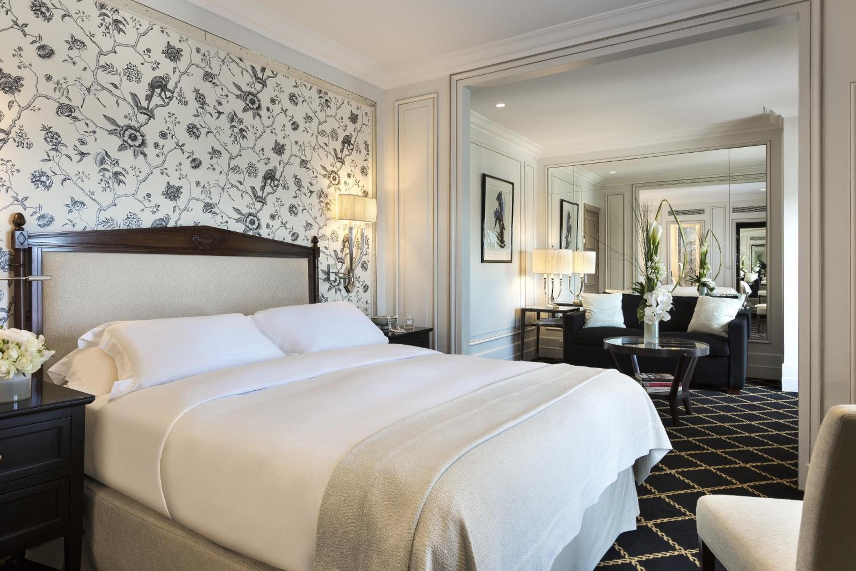 Hotel San Régis — 23