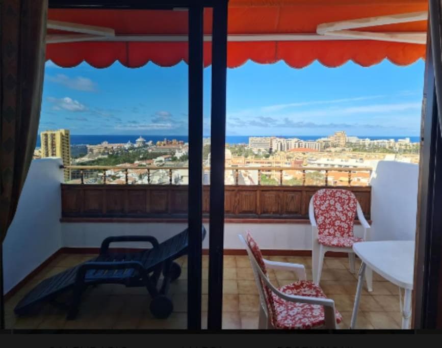 Rooftop Apt Los Cristianos — 1