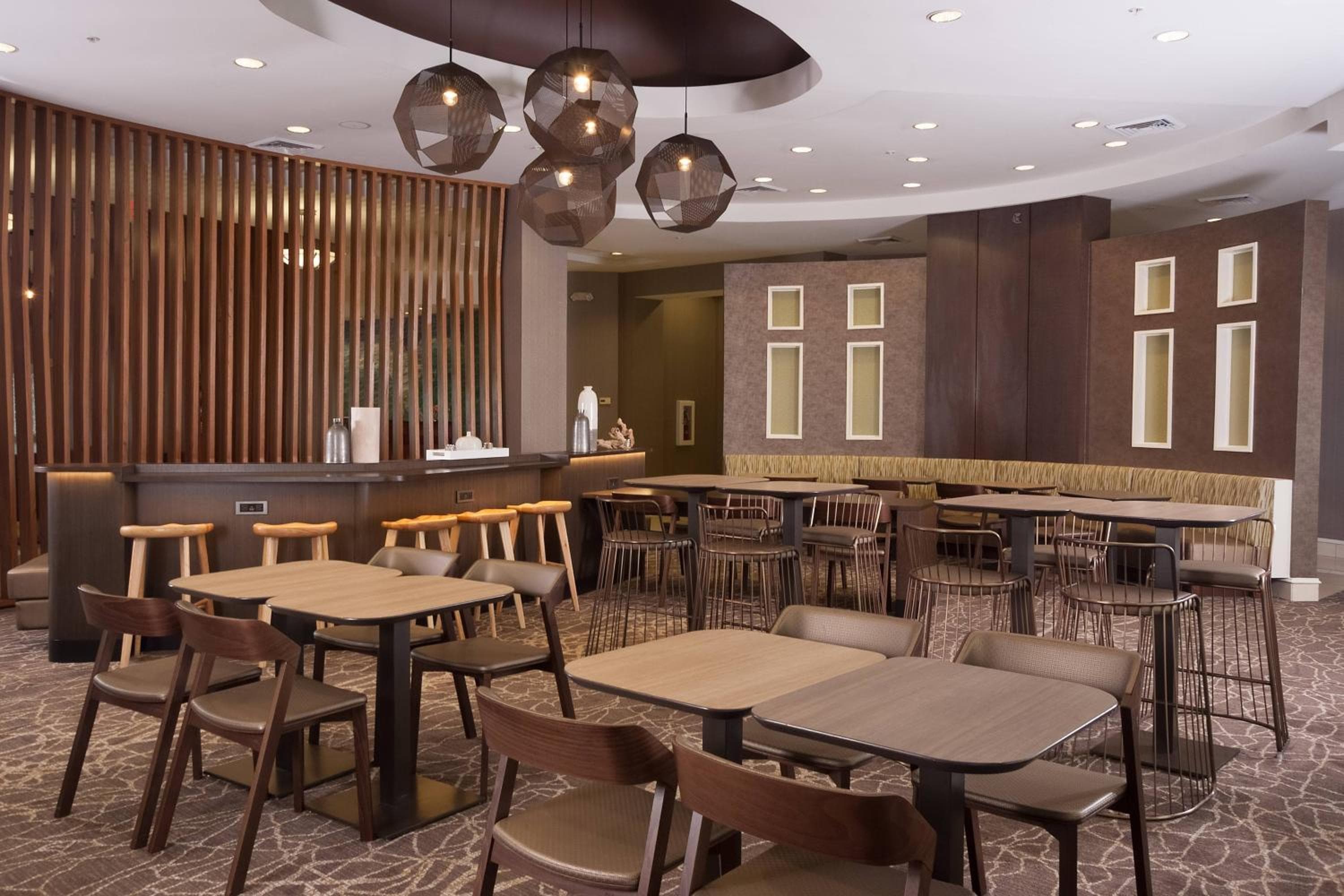 SpringHill Suites Orlando Airport — 16