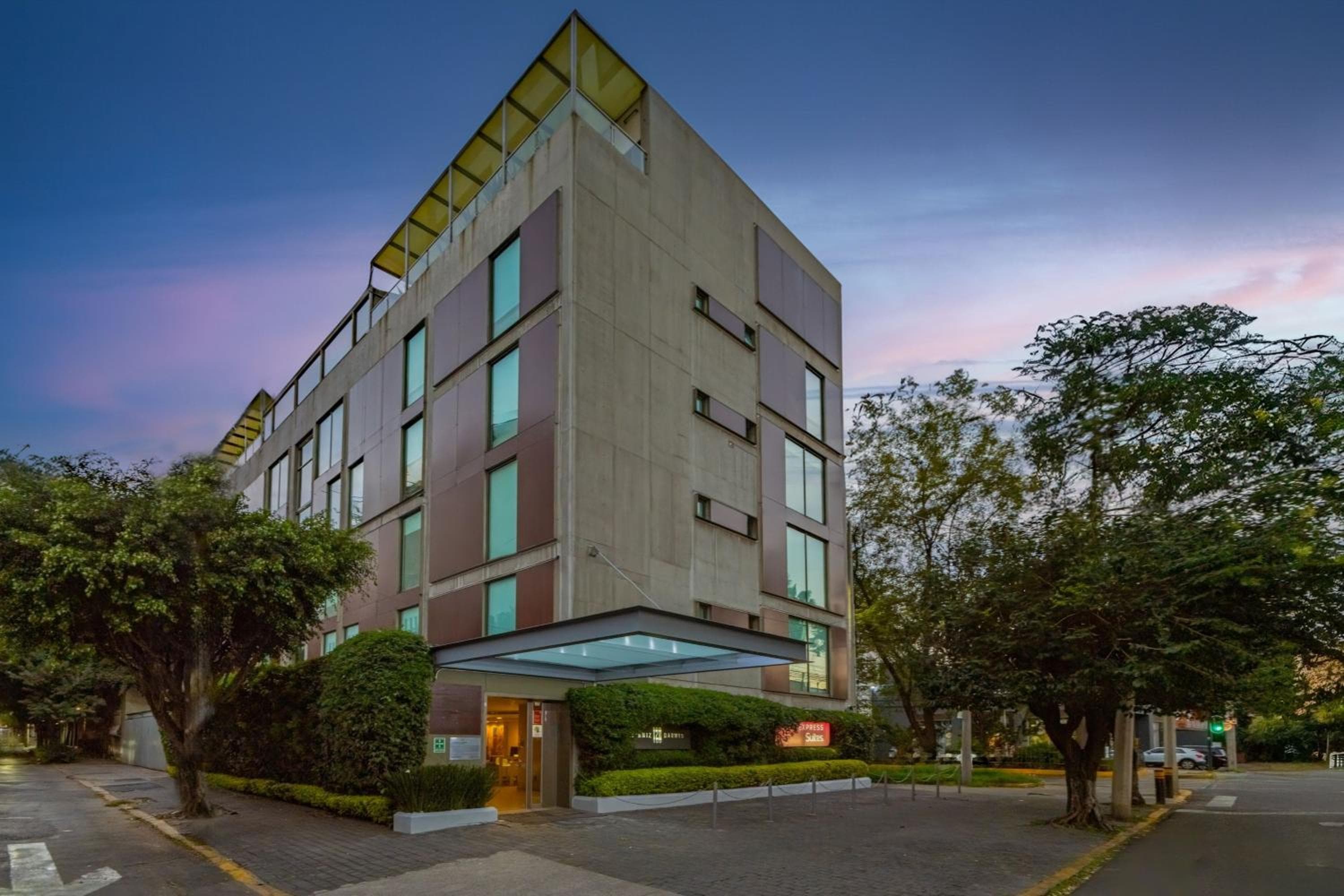 City Express Suites by Marriott Anzures — 9
