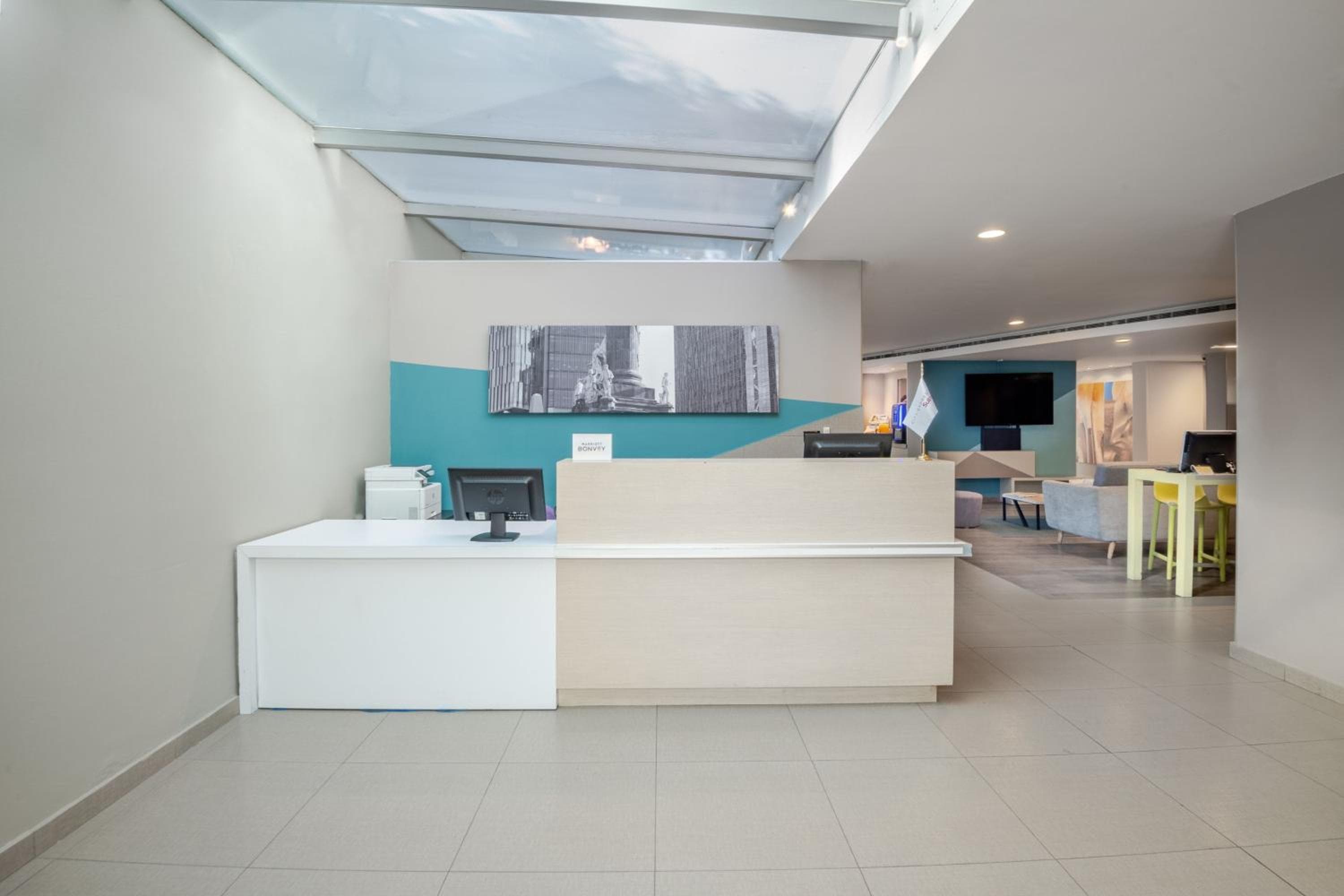 City Express Suites by Marriott Anzures — 10