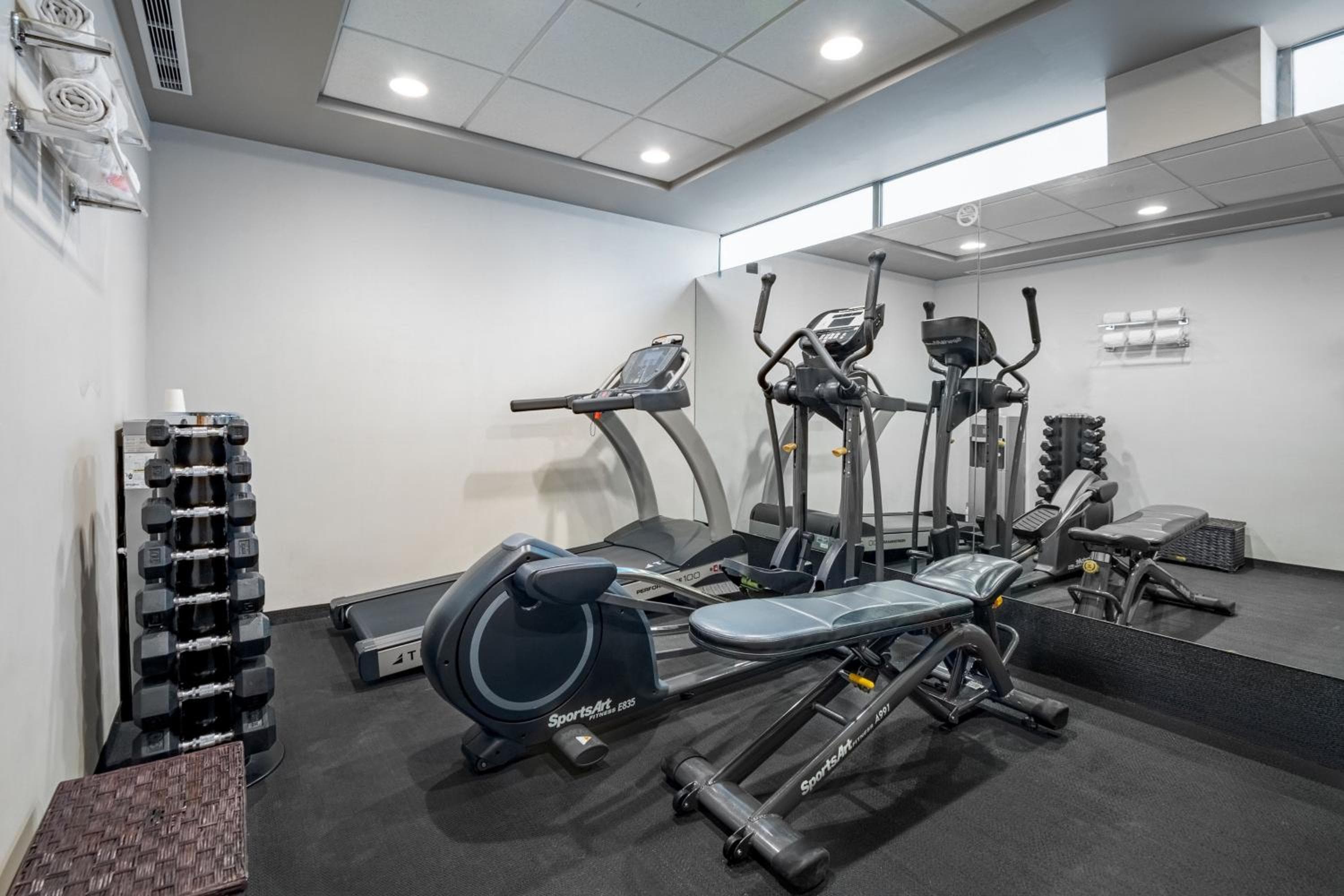 City Express Suites by Marriott Ciudad de Mexico Anzures — 3