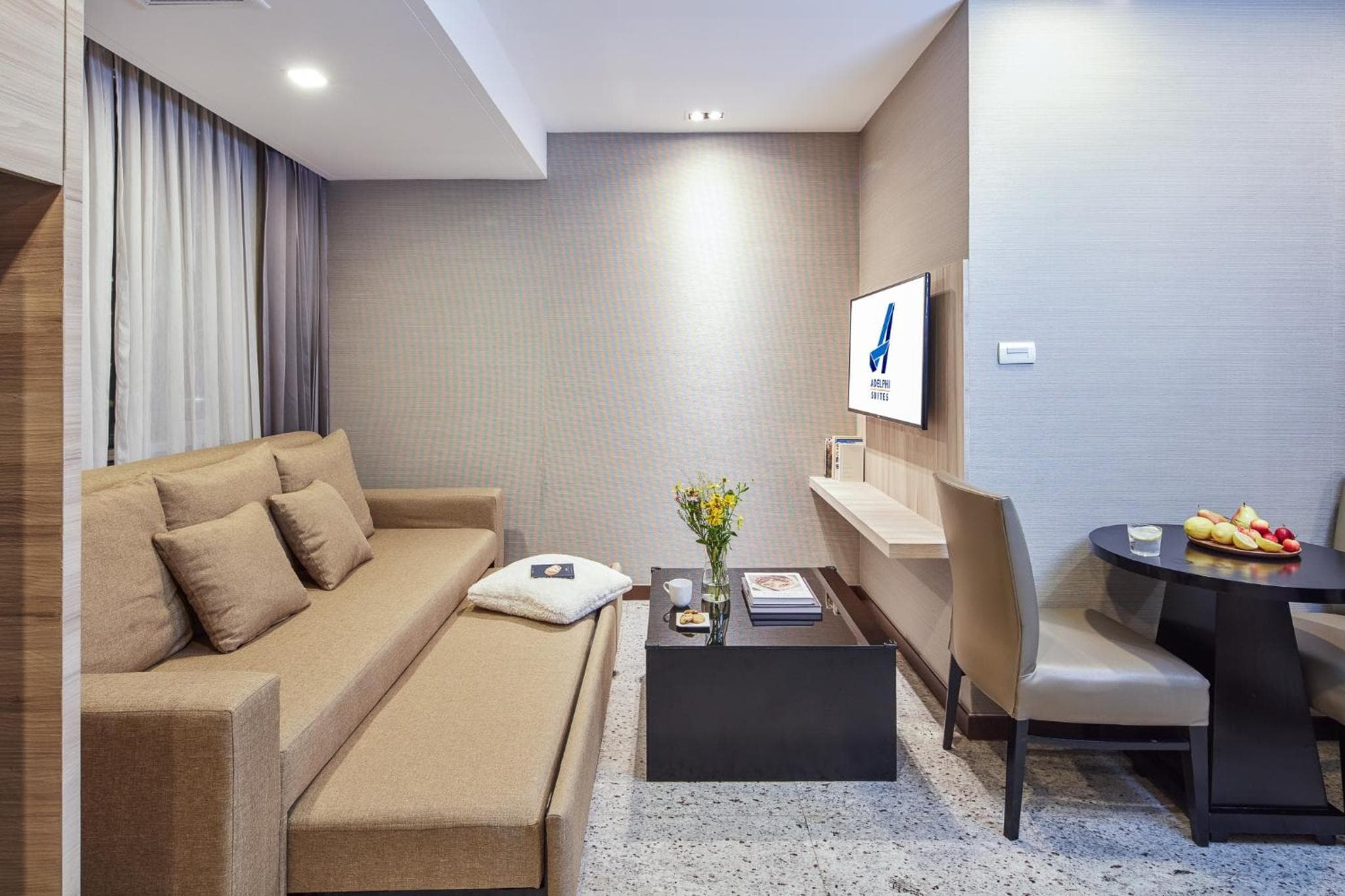 Adelphi Suites Bangkok — 27