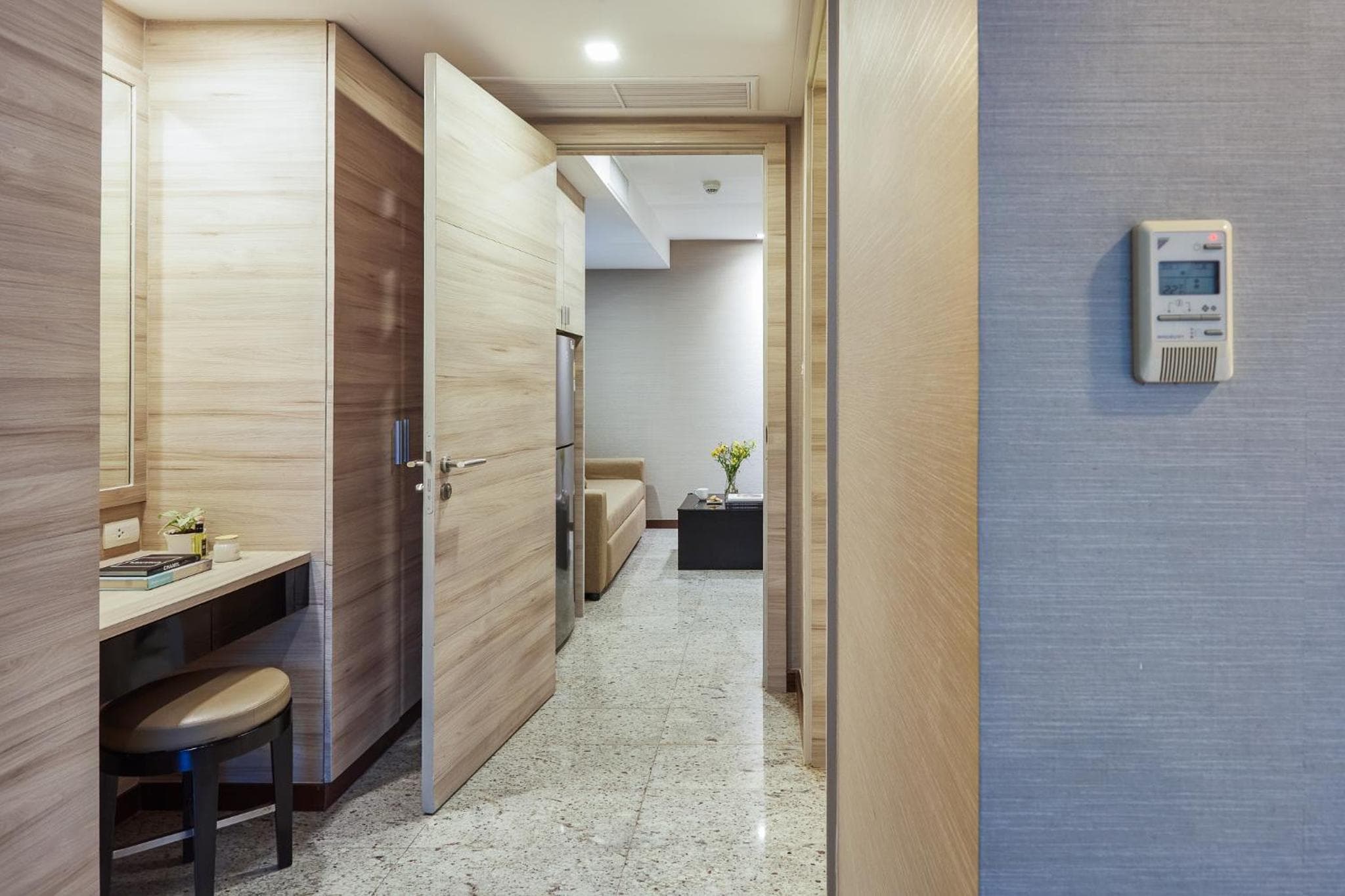 Adelphi Suites Bangkok — 5