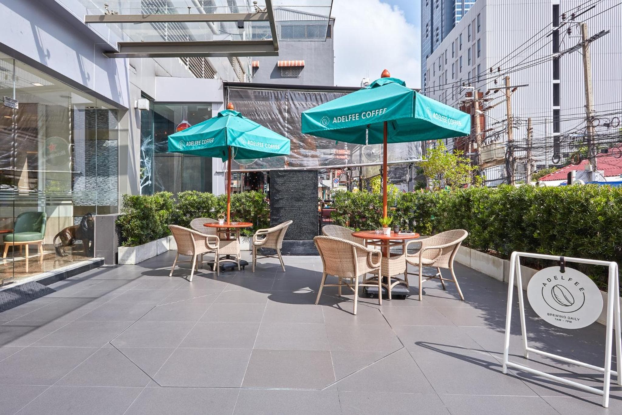 Adelphi Suites Bangkok — 21