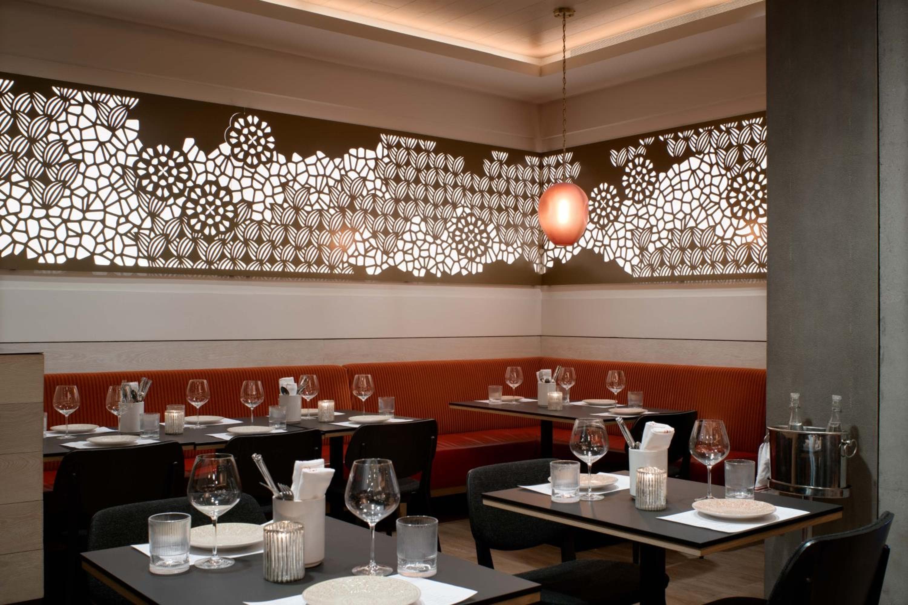 LUMA Hotel - Times Square hotel, 120 West 41st Street, New York, United States — photo 4