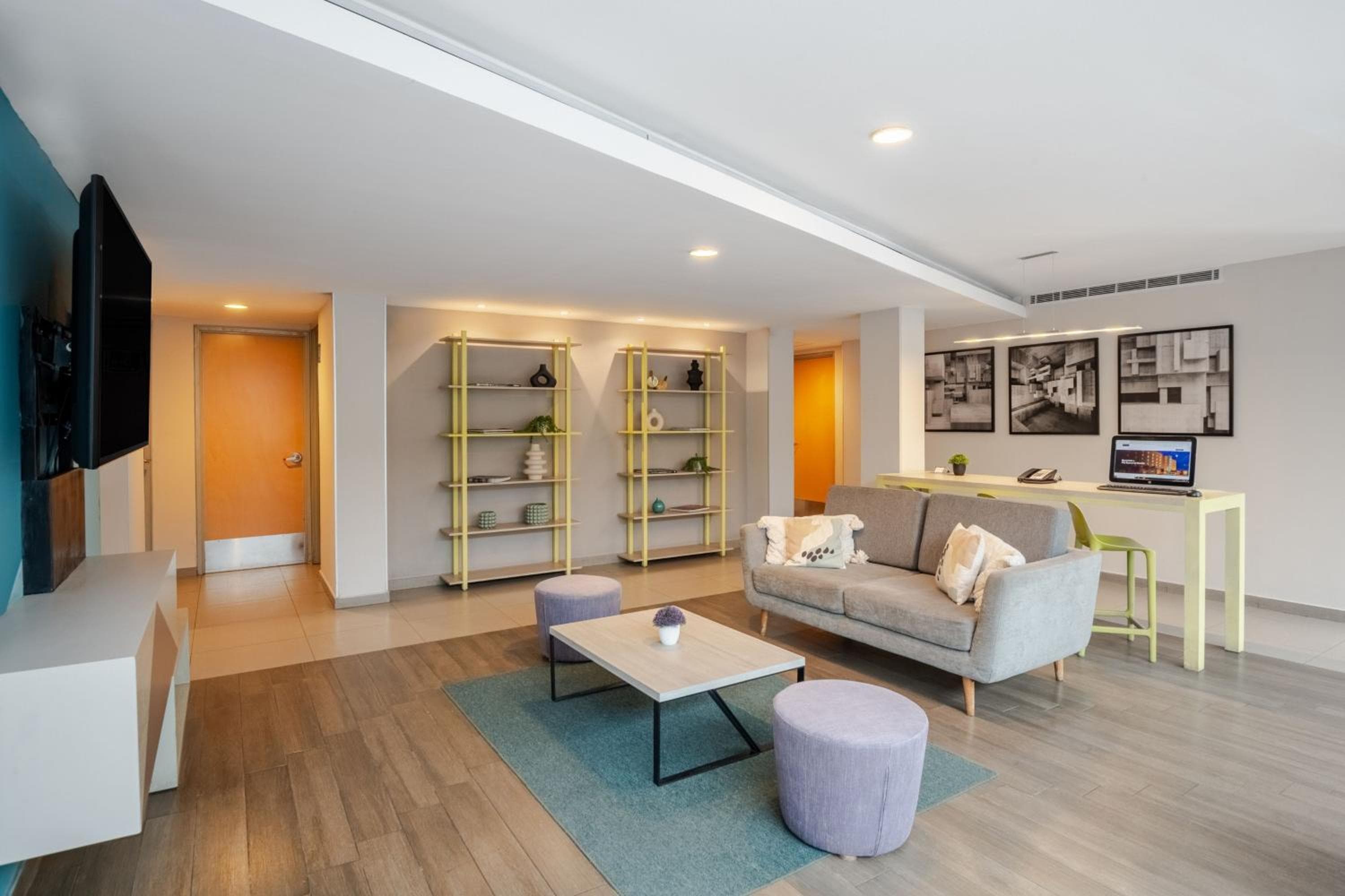 City Express Suites by Marriott Anzures — 12