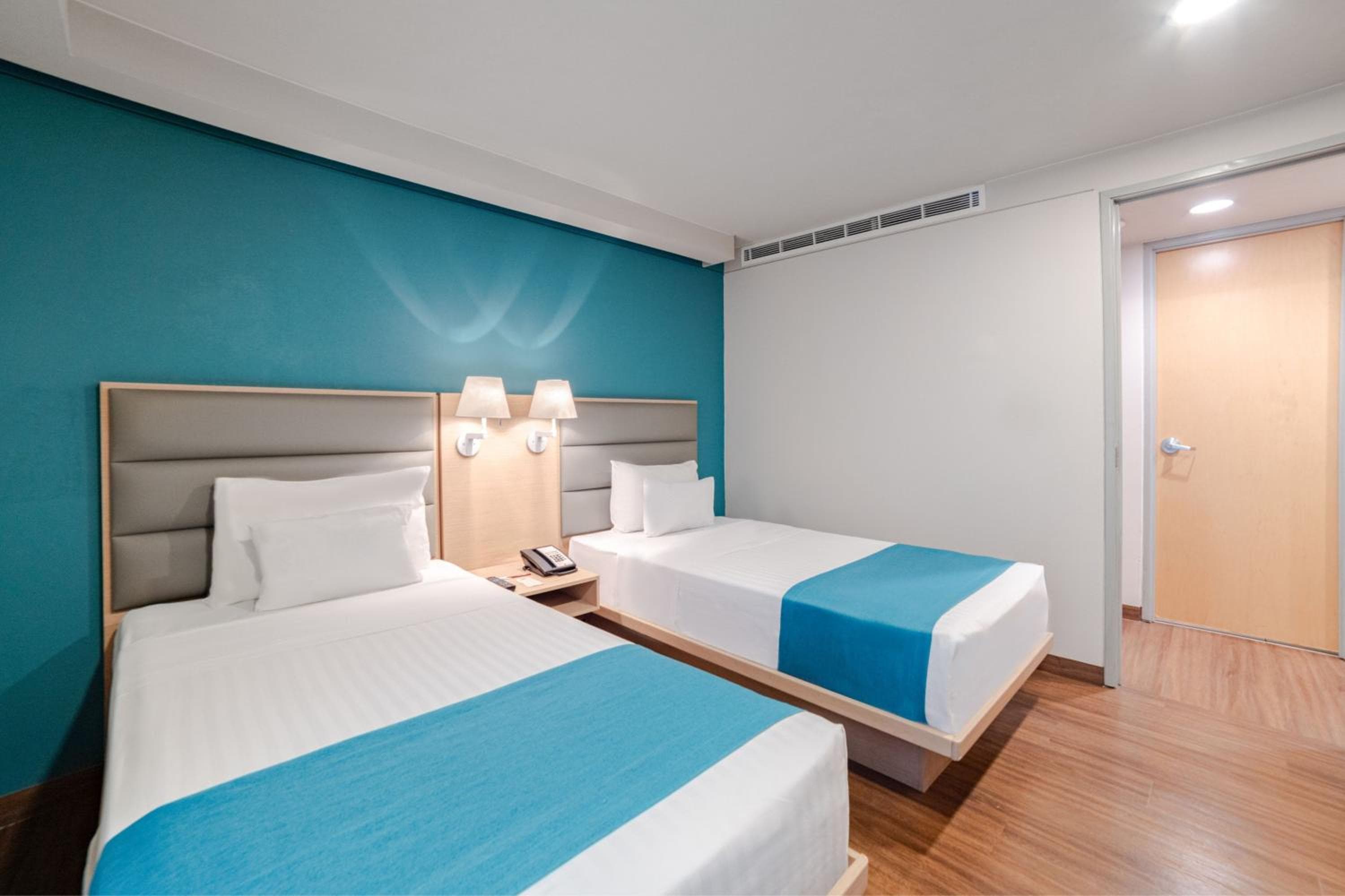 City Express Suites by Marriott Anzures — 28