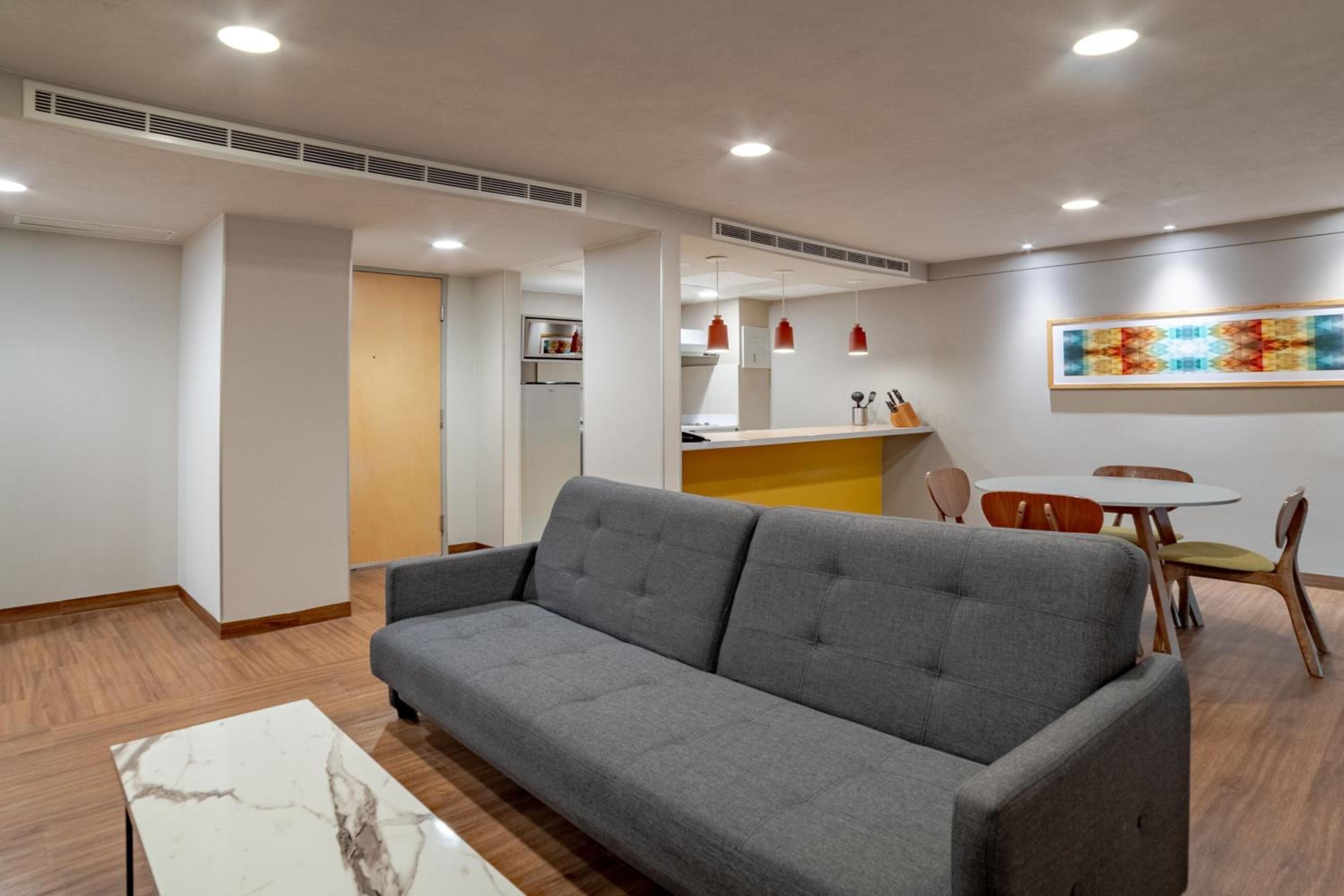 City Express Suites by Marriott Anzures — 15