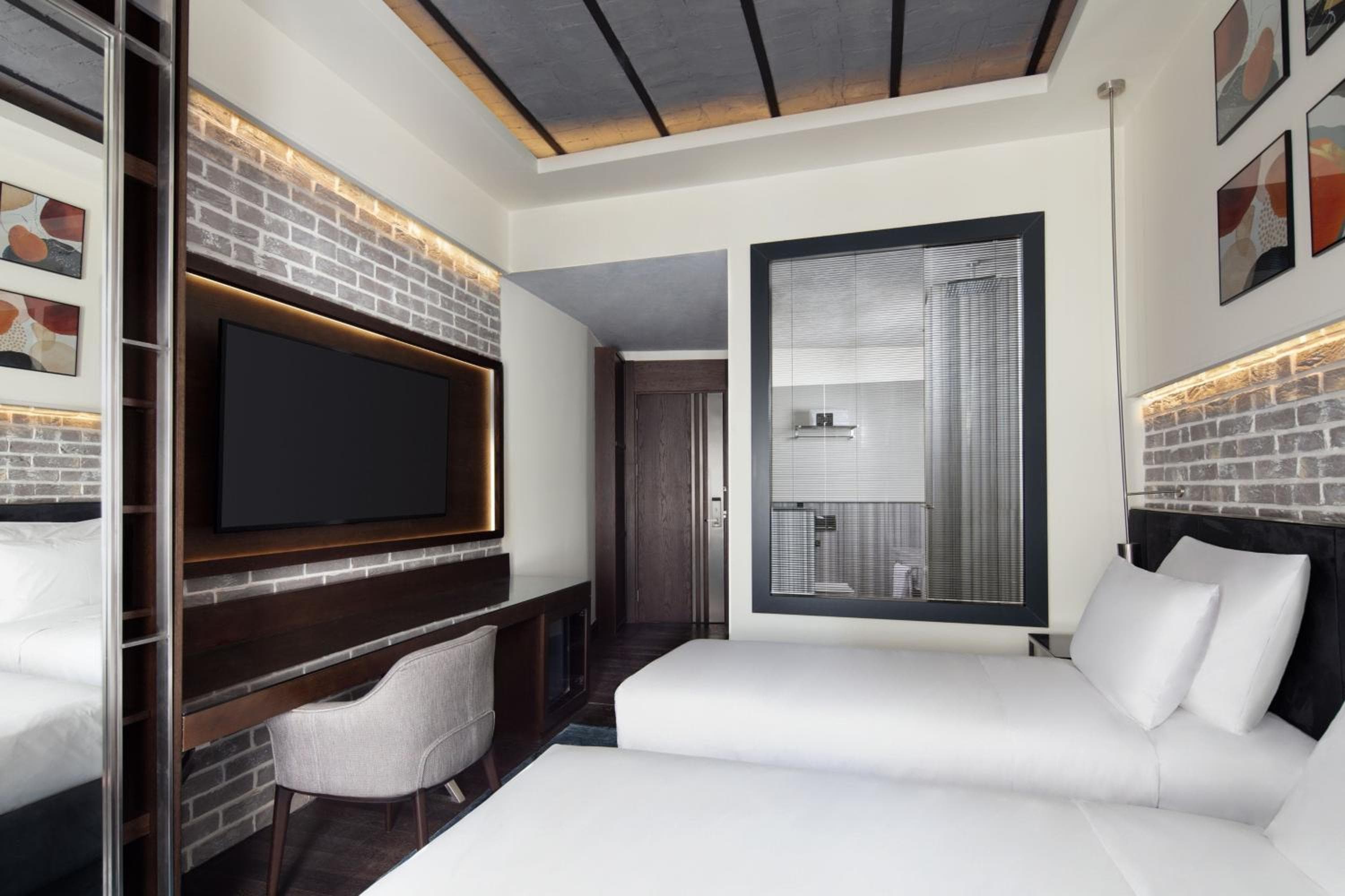 DeCamondo Galata, a Tribute Portfolio Hotel — 7
