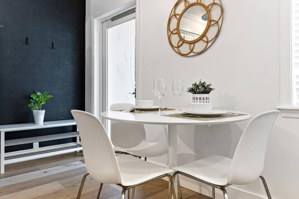 Charming Apartment near Las Olas Blvd — 22