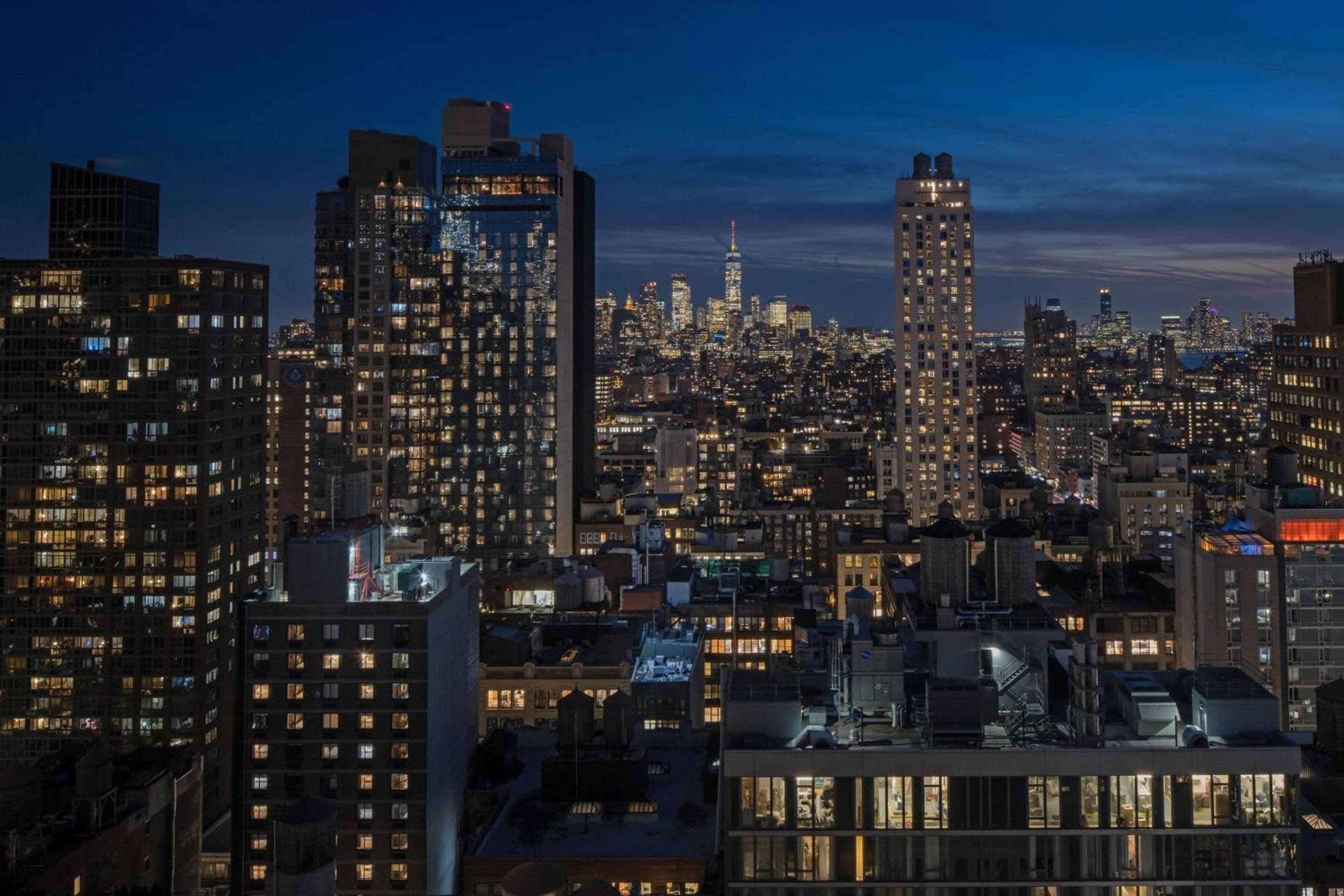 Aloft by Marriott New York Chelsea — 16