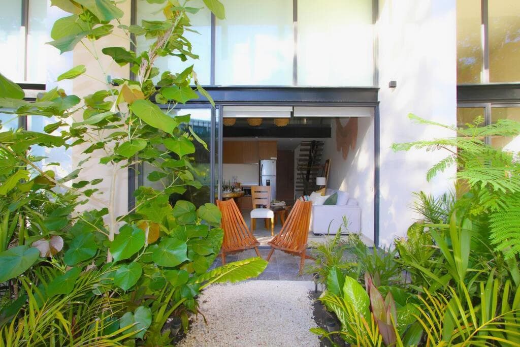 Luxury Jungle Loft, 7 Pools, Rooftop Panoramic View, Beach Shuttle, Fast WiFi — 4