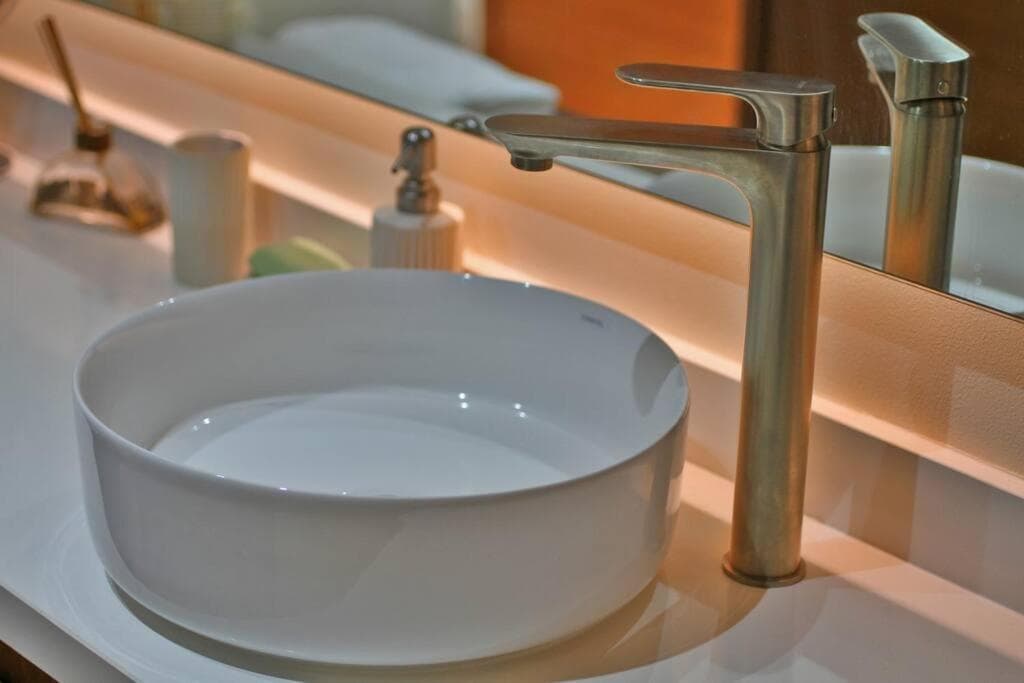 Luxury Jungle Loft, 7 Pools, Rooftop Panoramic View, Beach Shuttle, Fast WiFi — 10
