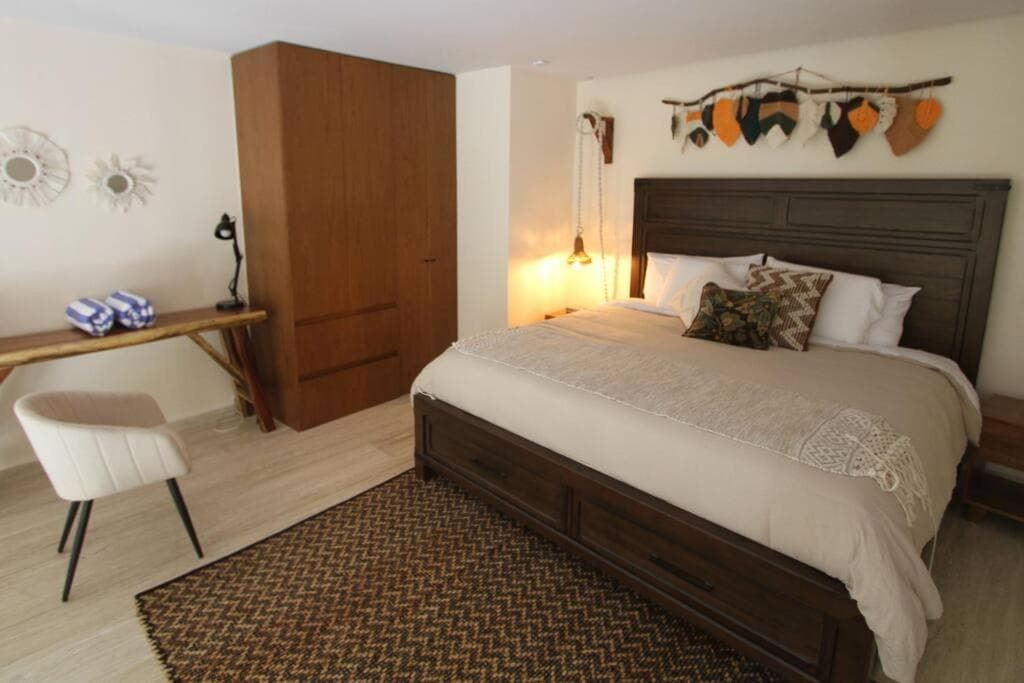 Luxury Jungle Loft, 7 Pools, Rooftop Panoramic View, Beach Shuttle, Fast WiFi — 8