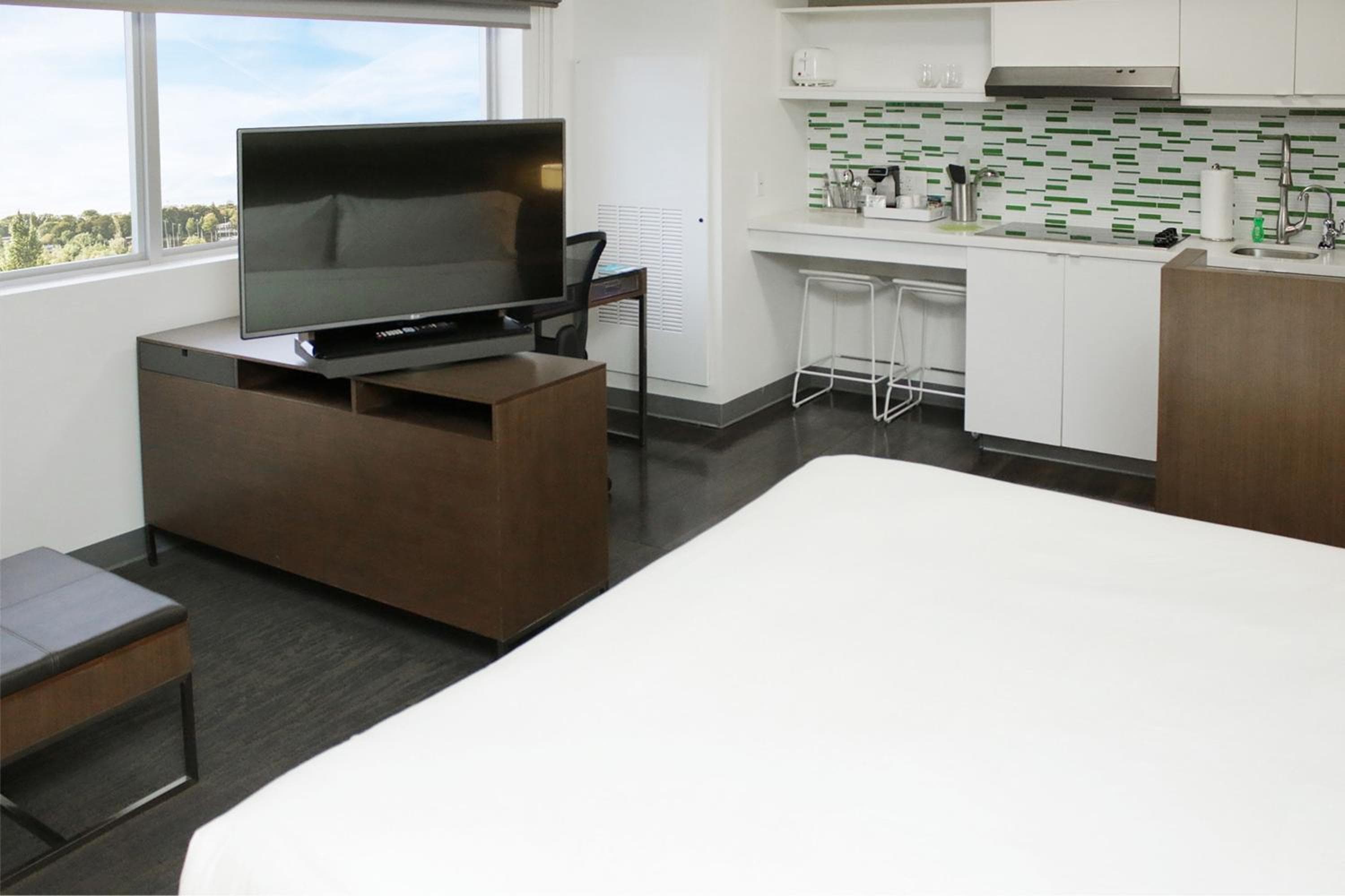 Element by Marriott Miami Doral — 6