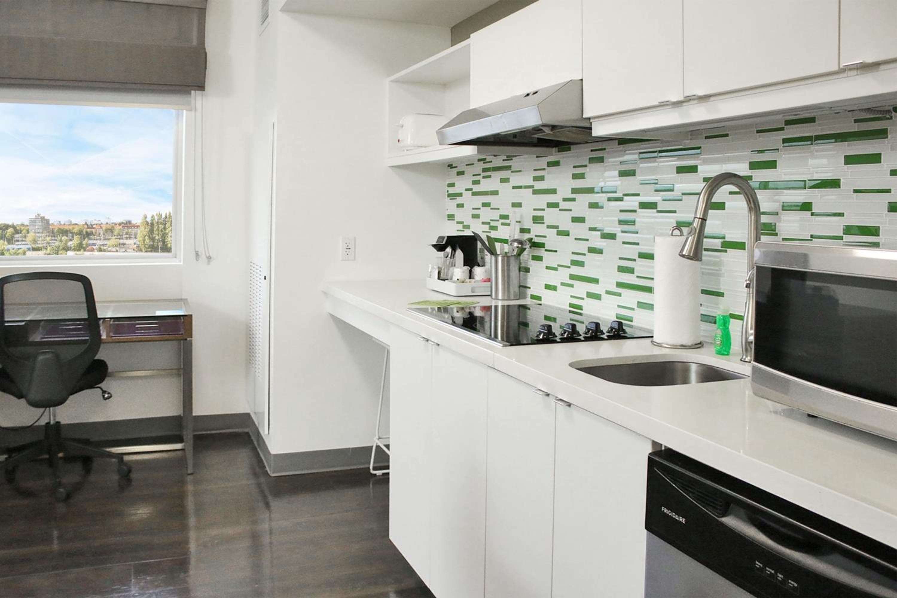 Element by Marriott Miami Doral — 11