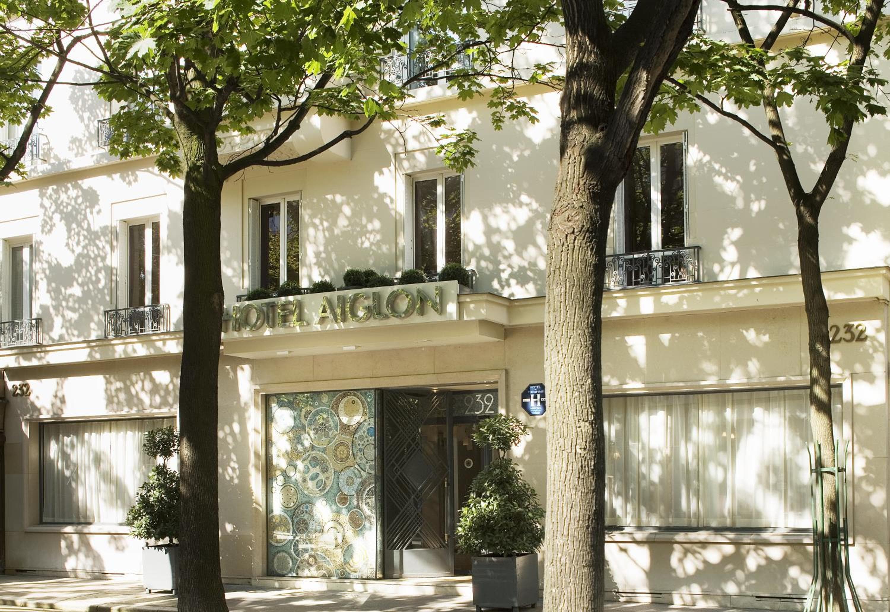 Hôtel Aiglon — 1