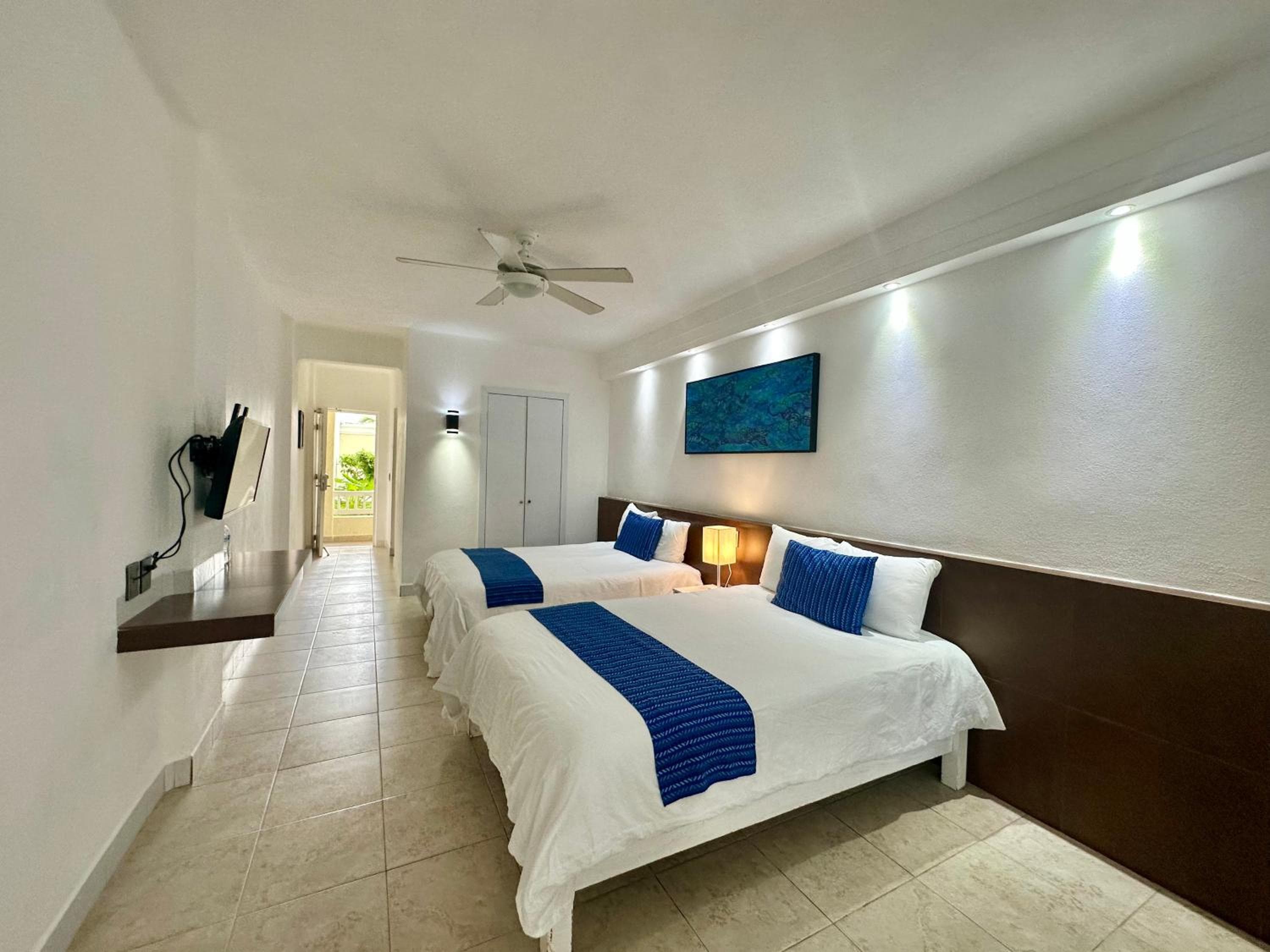Cancun Plaza - Best Beach — 6