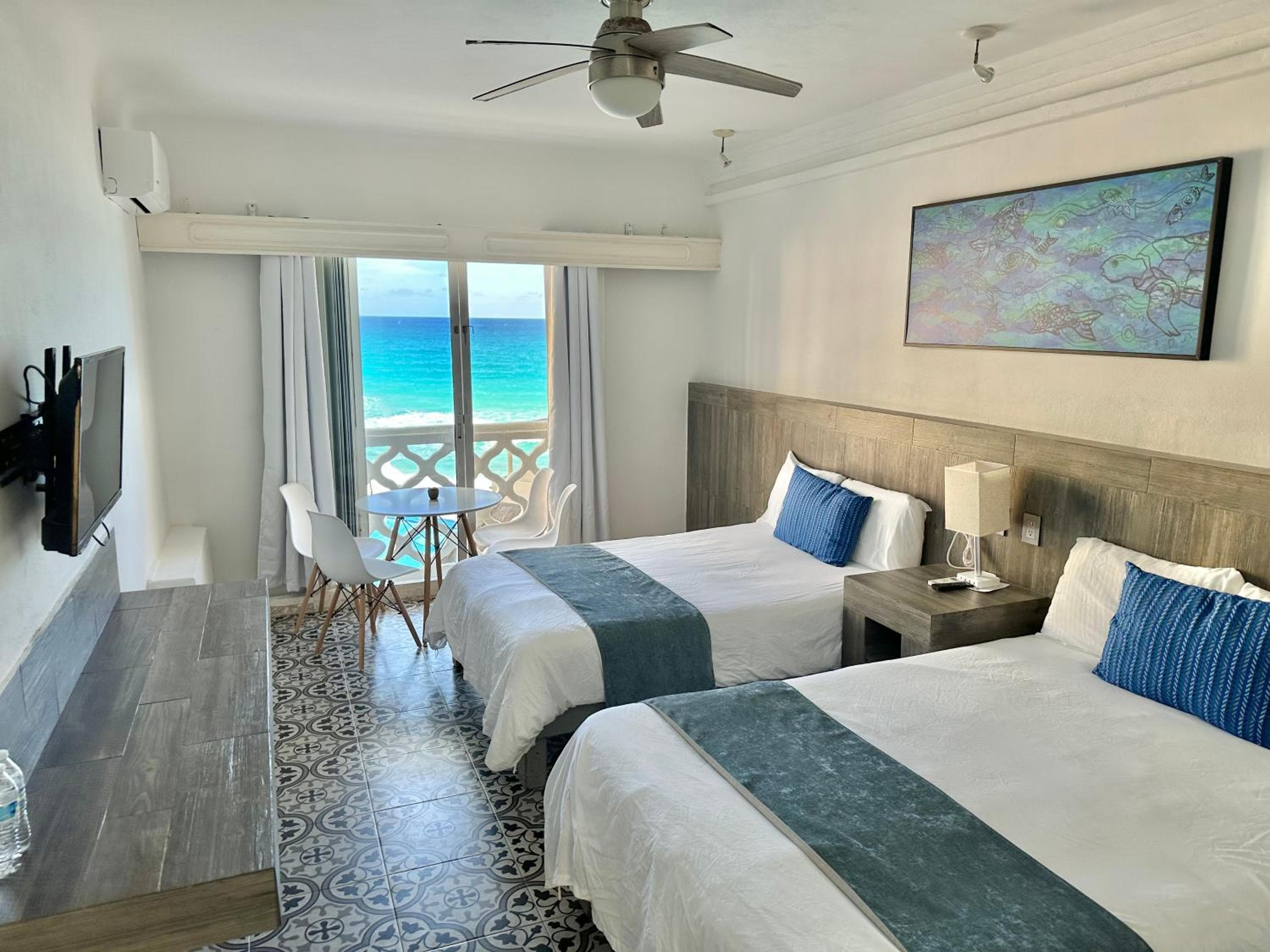 Cancun Plaza - Best Beach — 27
