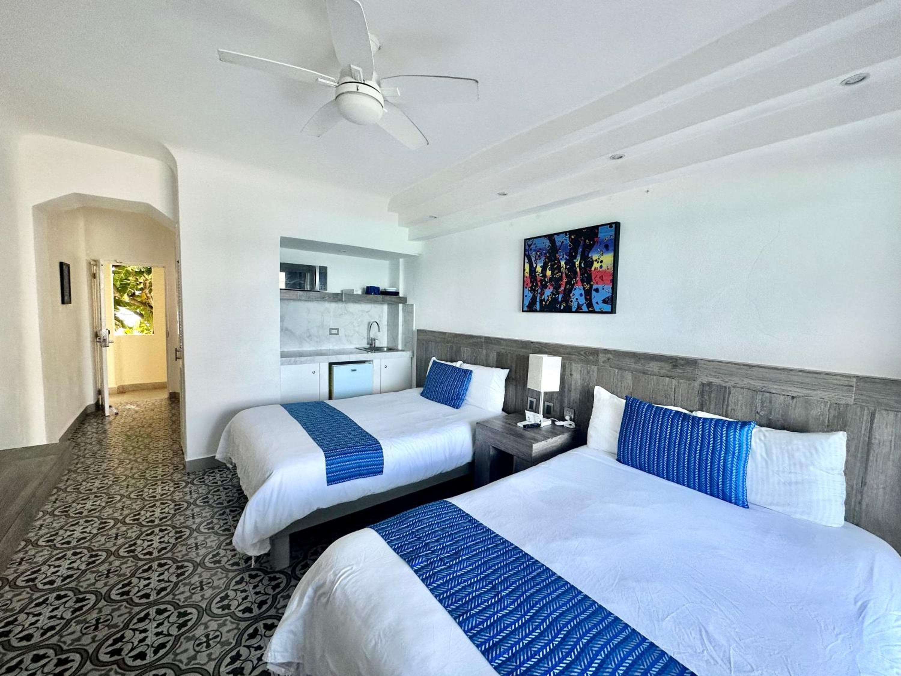 Cancun Plaza - Best Beach — 15