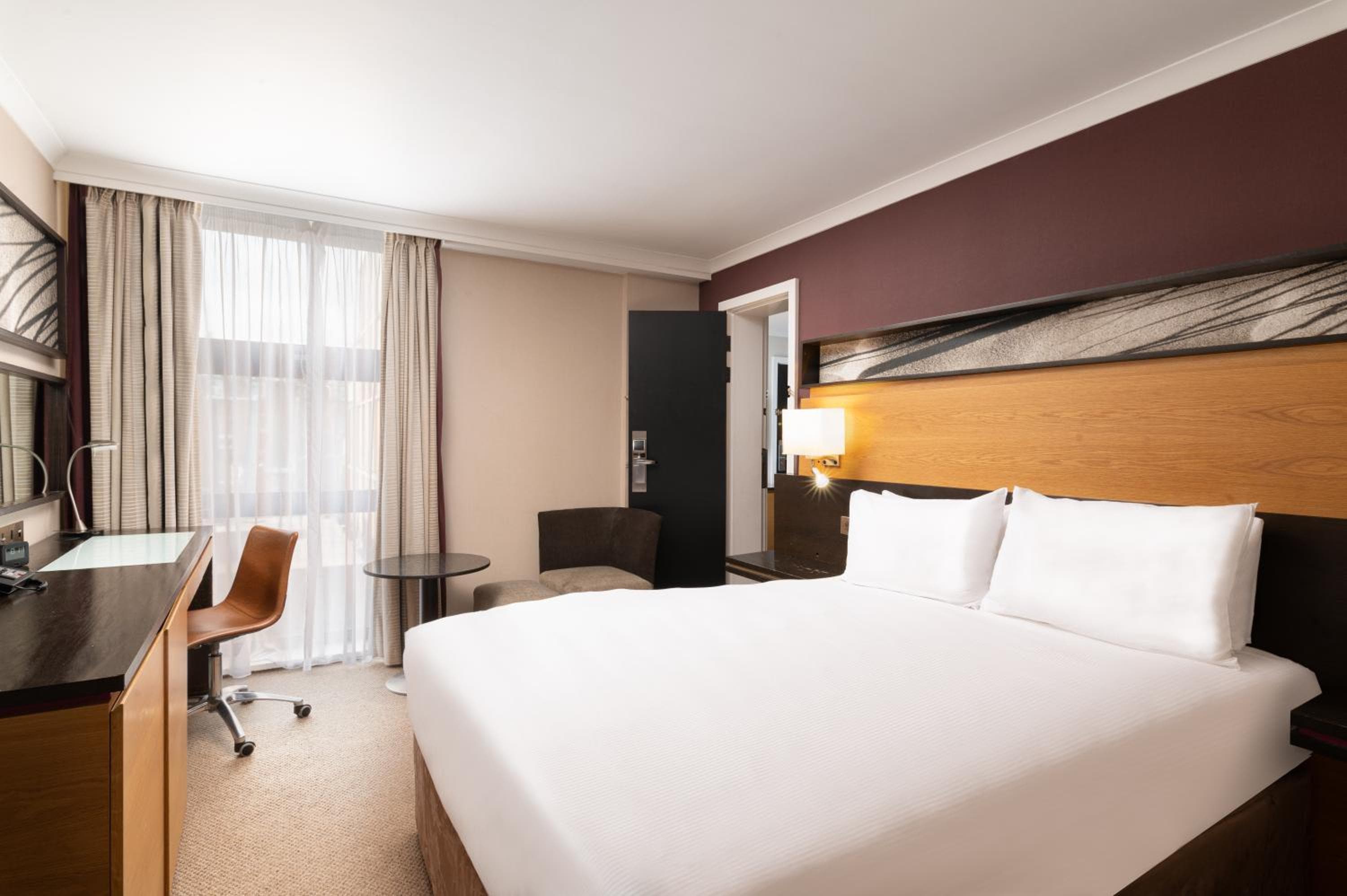 Hilton London Kensington Hotel — 13
