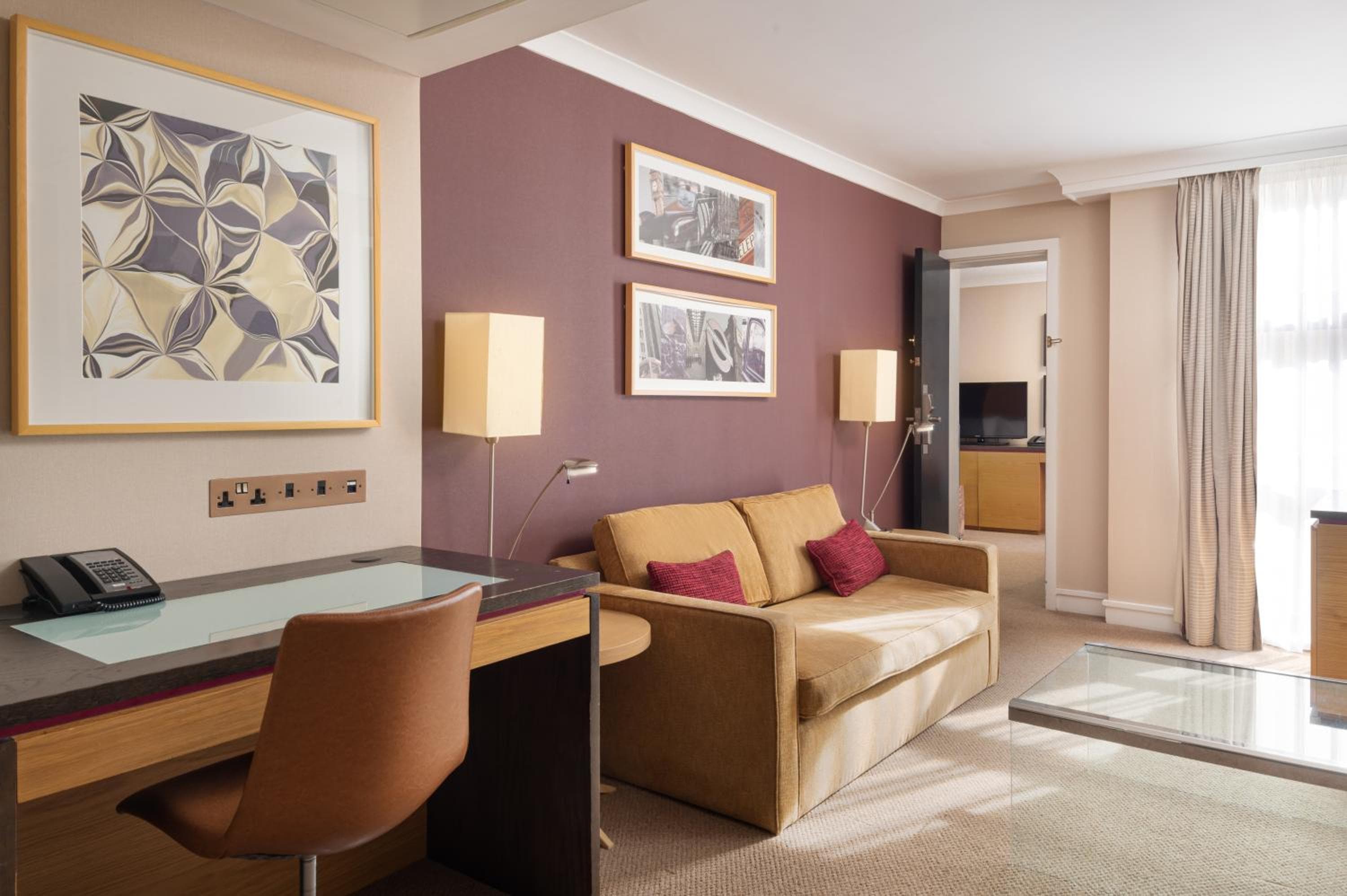 Hilton London Kensington Hotel — 25