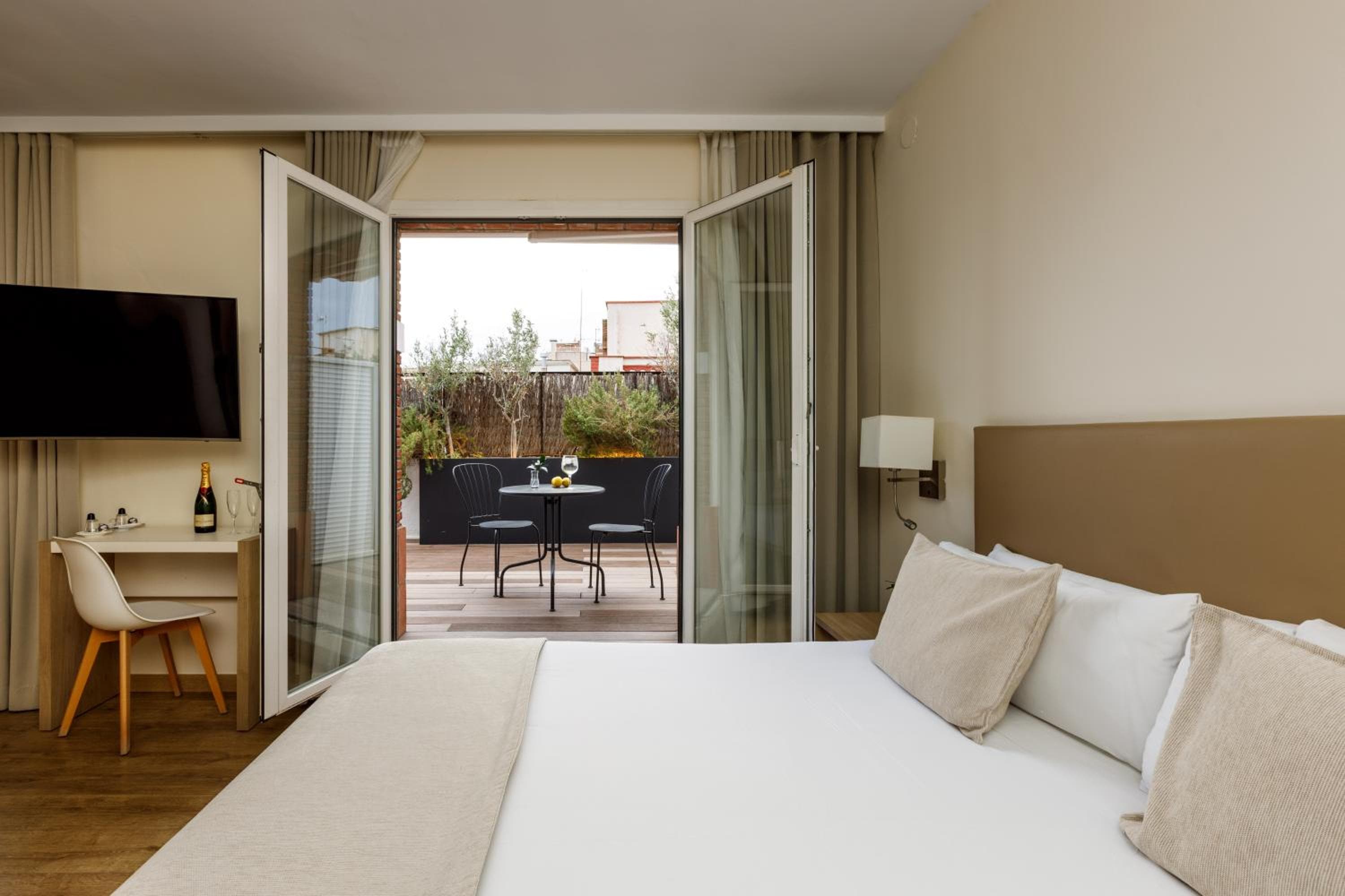 Aparthotel Mariano Cubi Barcelona — 16