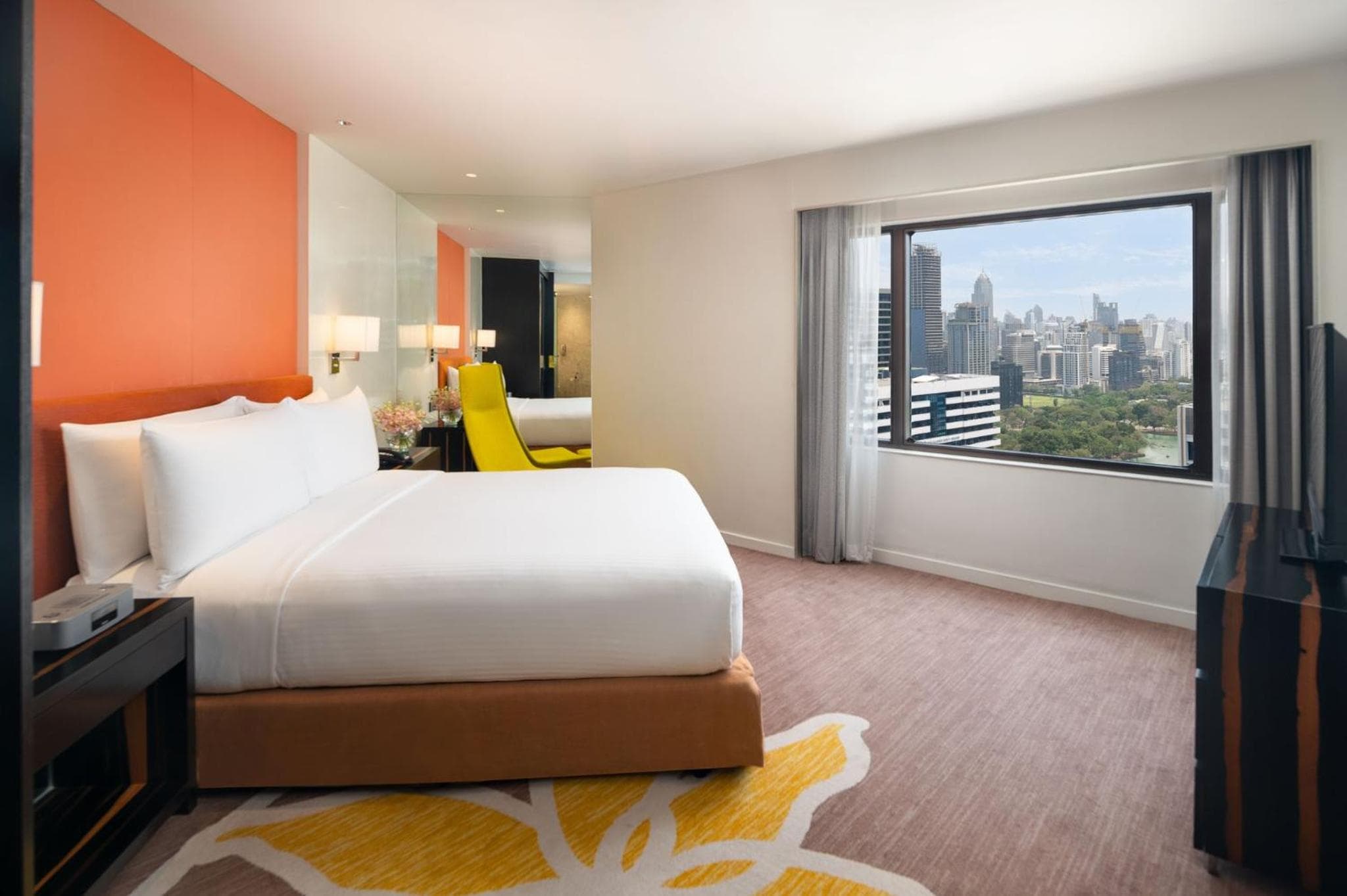 Crowne Plaza Bangkok Lumpini Park by IHG — 3