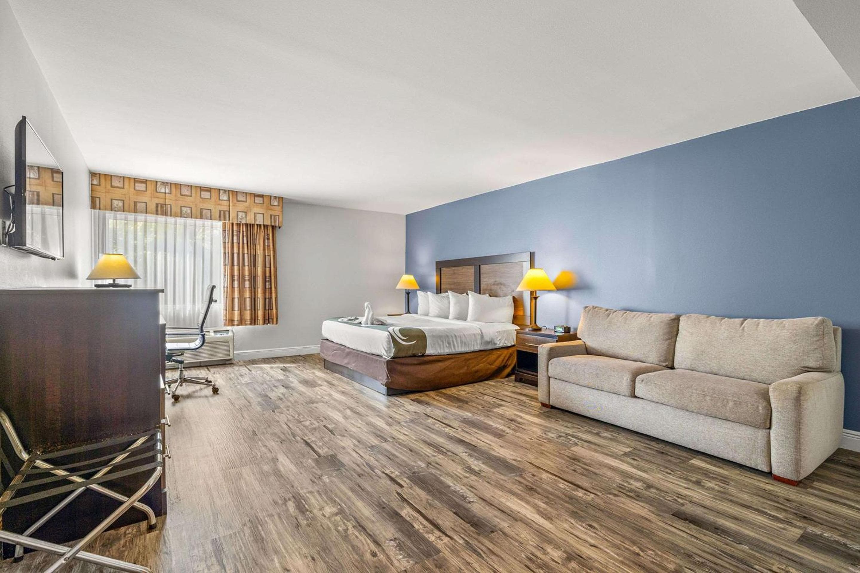 Quality Inn & Suites cerca del recinto ferial y Ybor City — 9