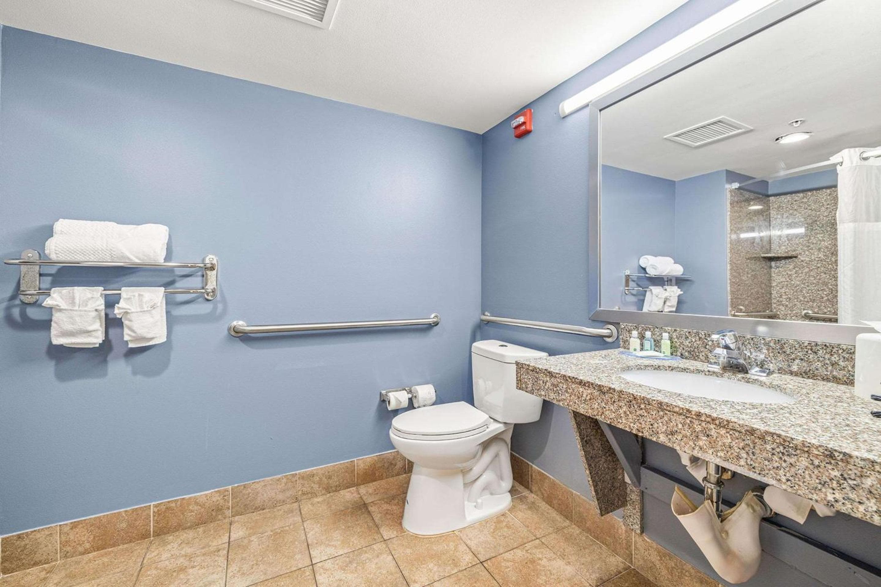 Quality Inn & Suites cerca del recinto ferial y Ybor City — 10