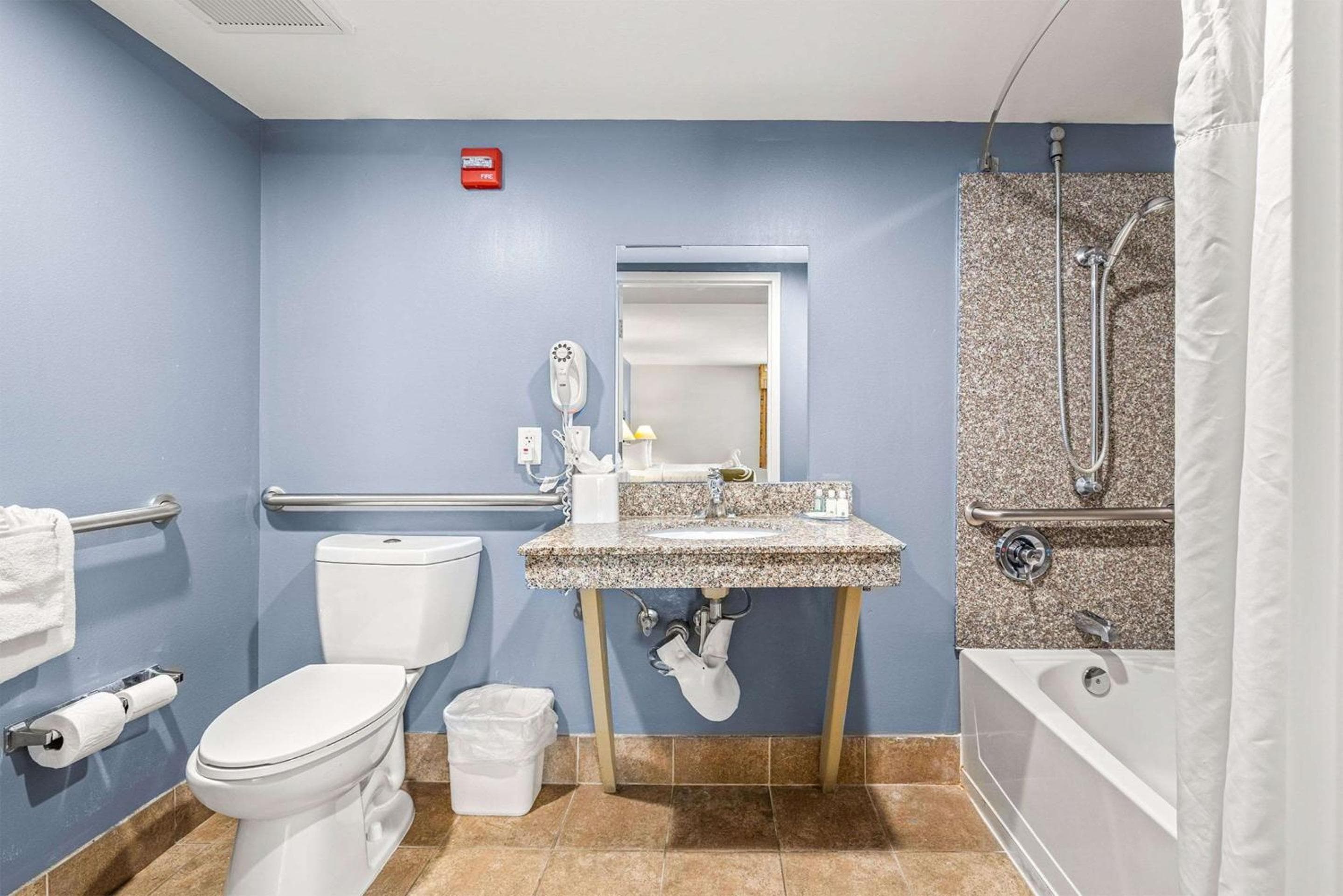 Quality Inn & Suites cerca del recinto ferial y Ybor City — 11