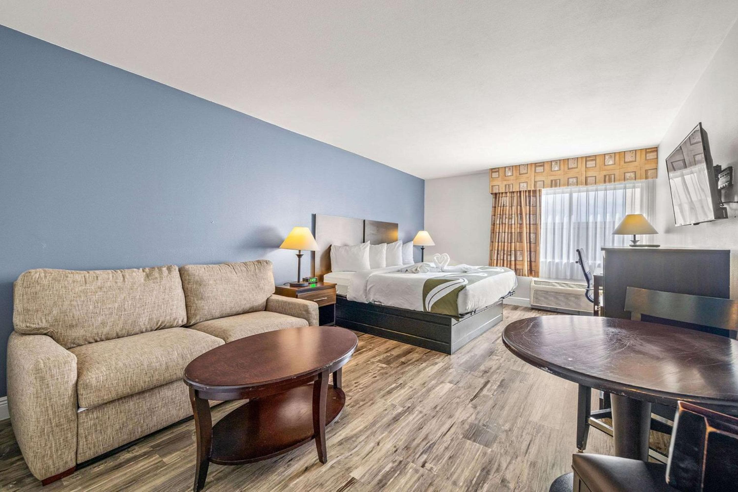 Quality Inn & Suites cerca del recinto ferial y Ybor City — 18
