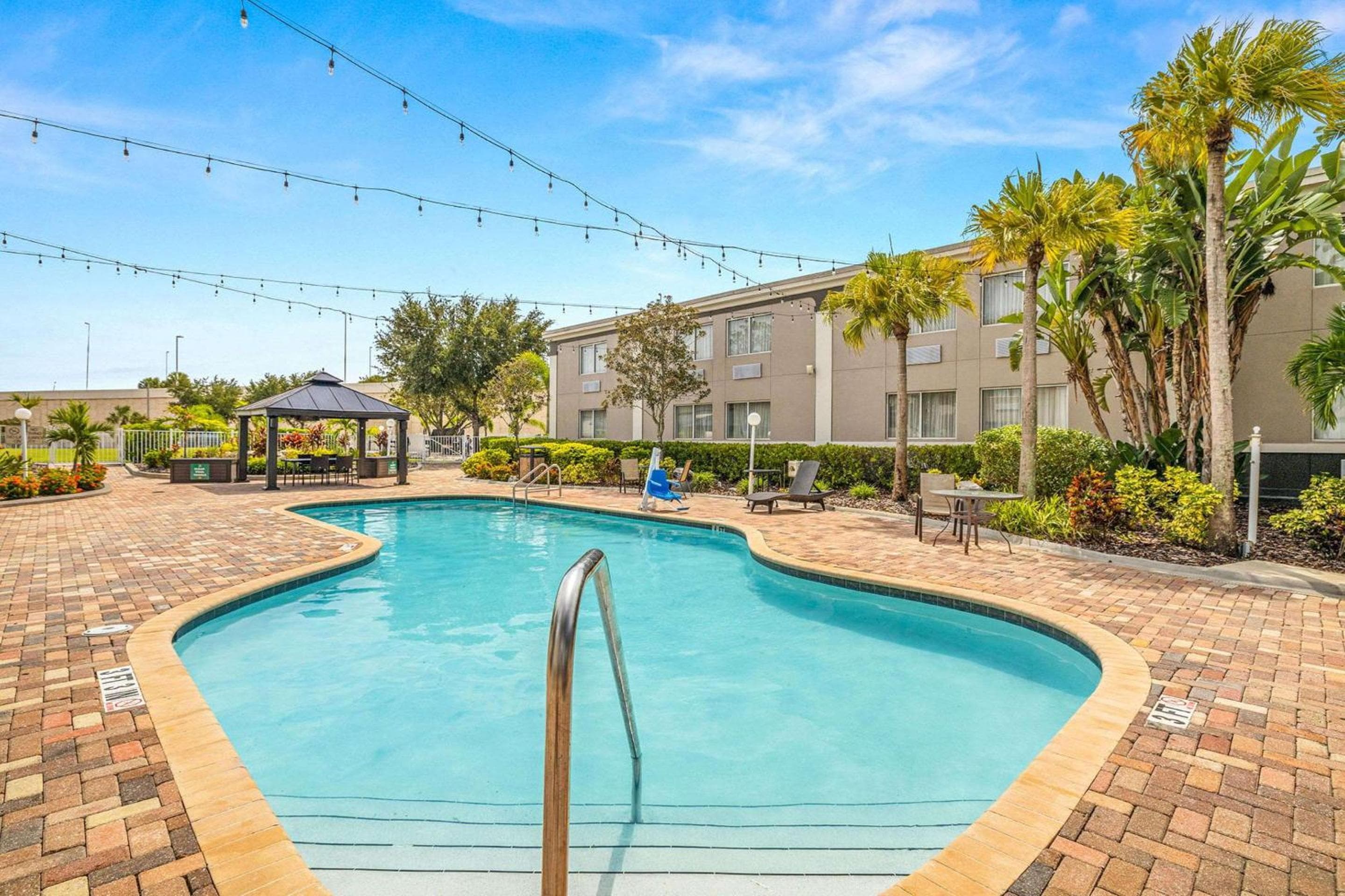 Quality Inn & Suites cerca del recinto ferial y Ybor City — 23